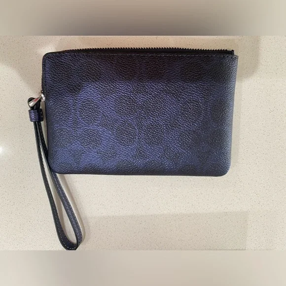 香港現貨-Coach wristlet (Silver/Blue/Navy) 