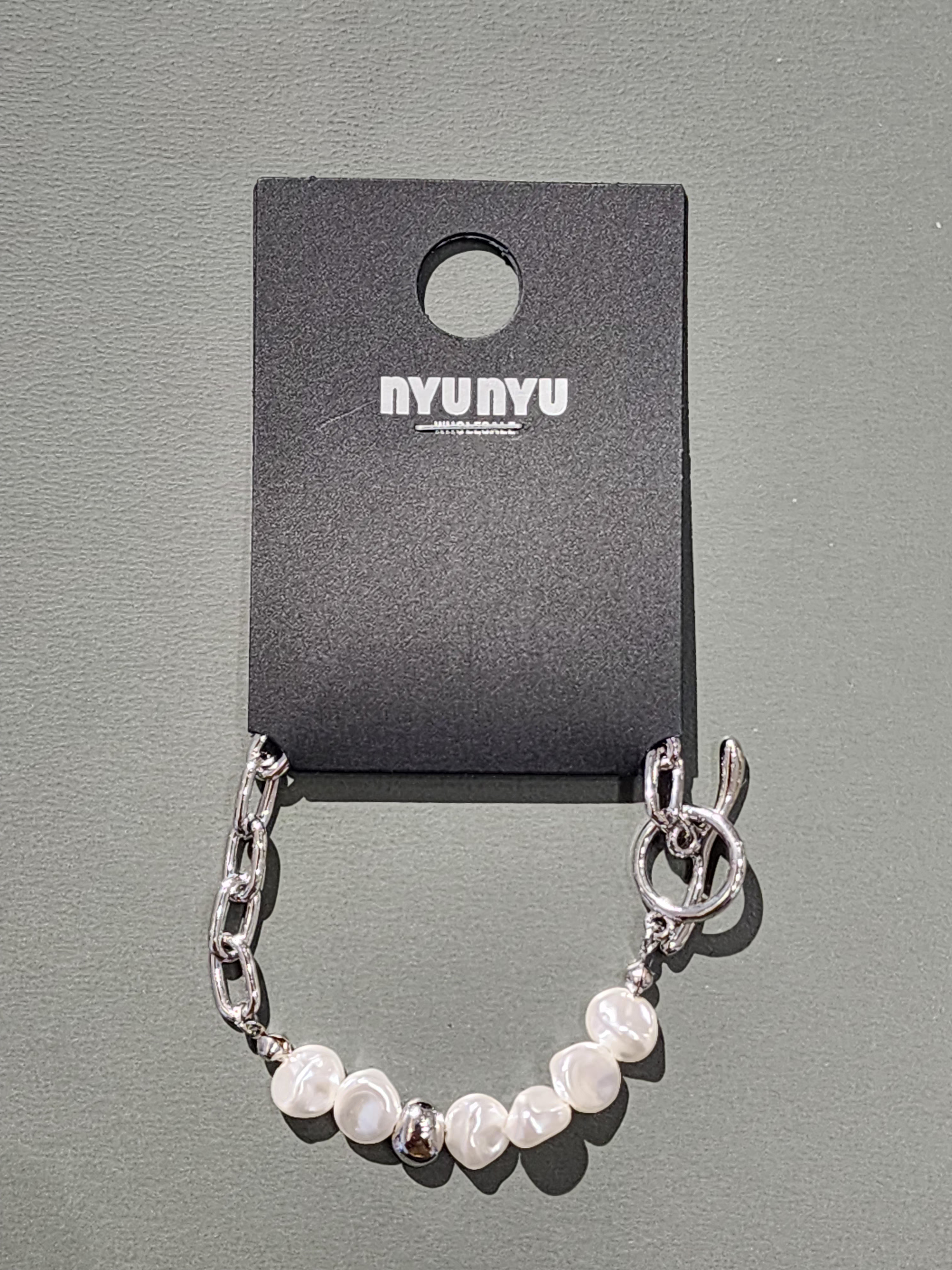Nnu Pearl Clash Bracelet