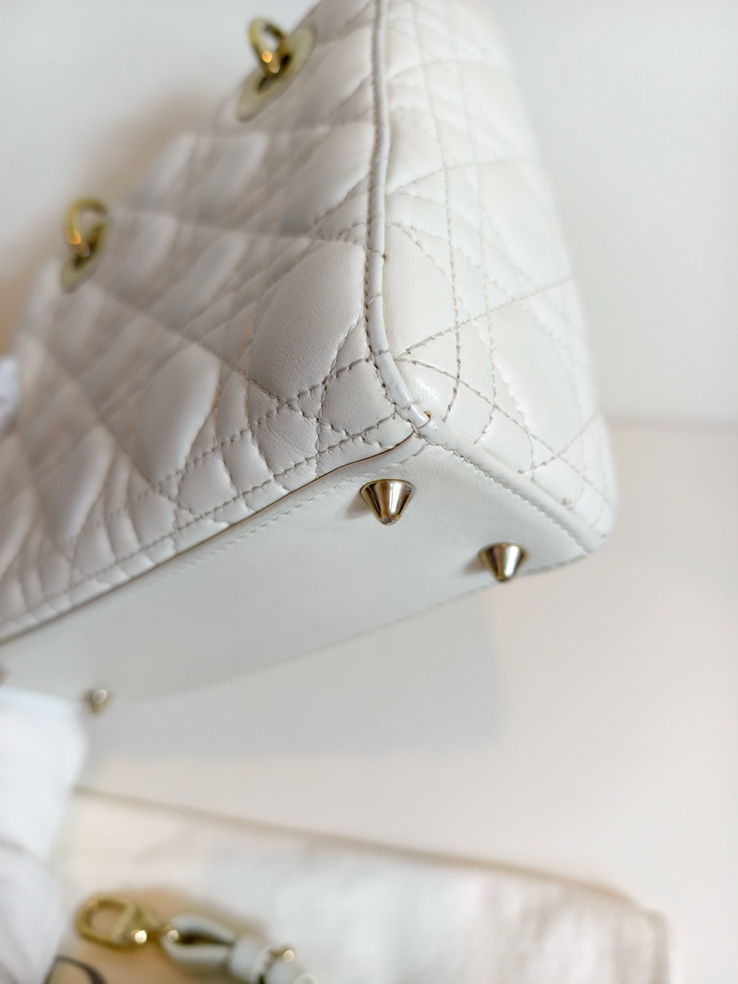 【預訂貨品】Dior Lady Dior 白色四格戴妃包