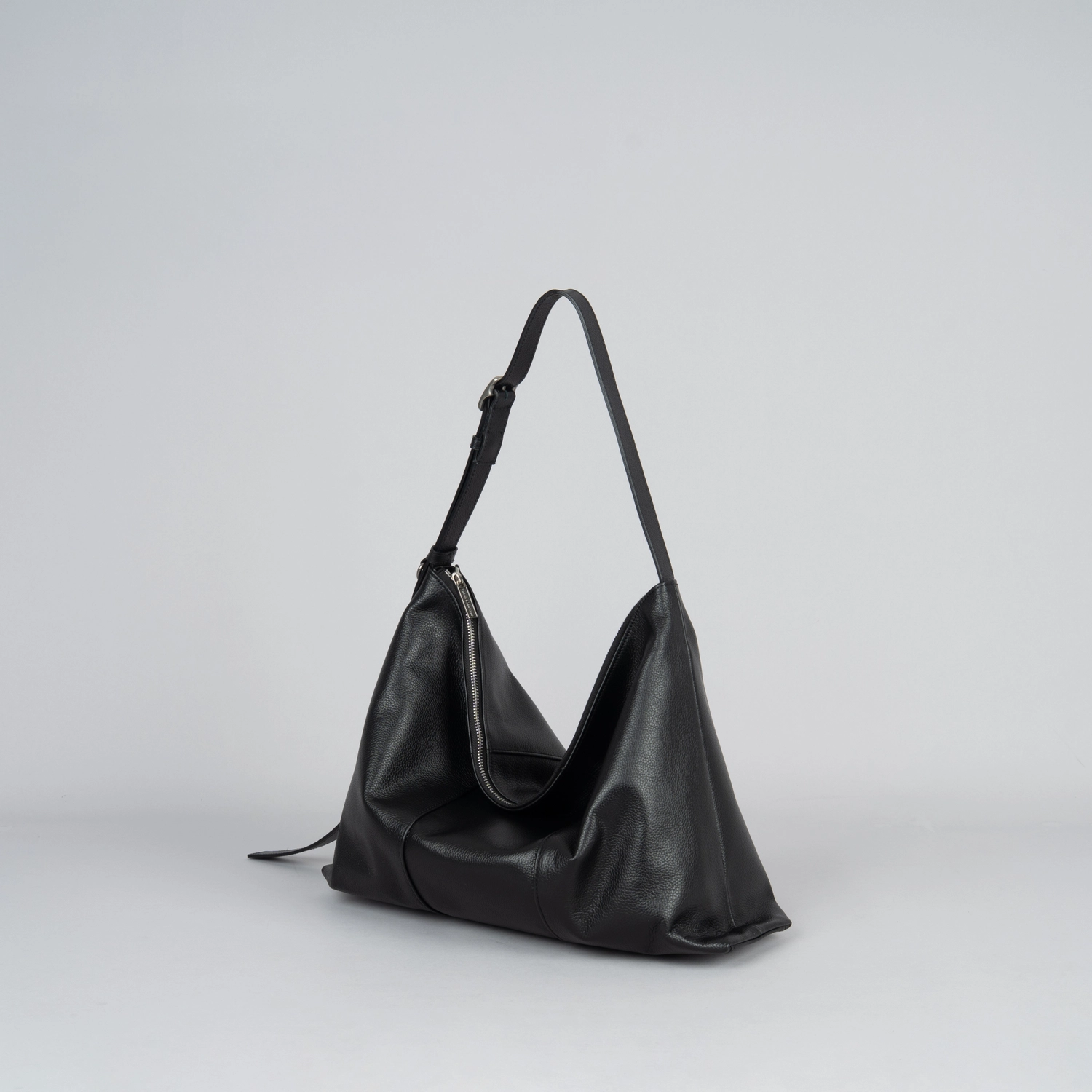 【26SS 】預訂_Corner Bag L By Bucks & leather