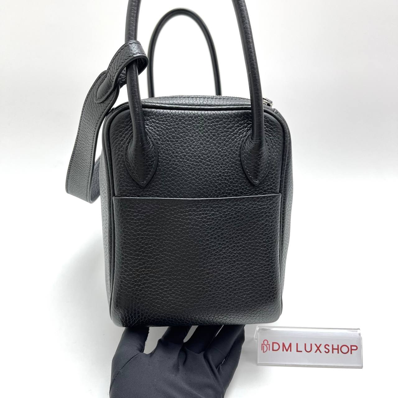 Hermes Lindy 26 Black Calf Leather PHW (Stamp D, Year 2019)
