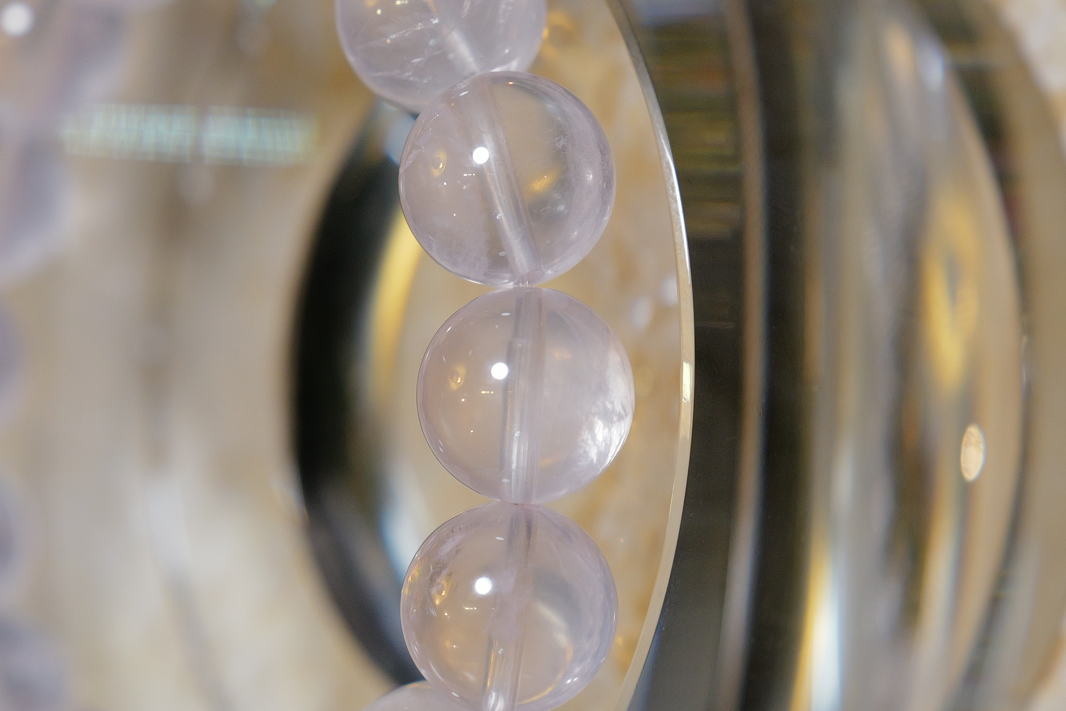 ༒手圍18cm ‘12mm小狐粉水晶手串༒  LA.2072H25G5T-RB20*A9F