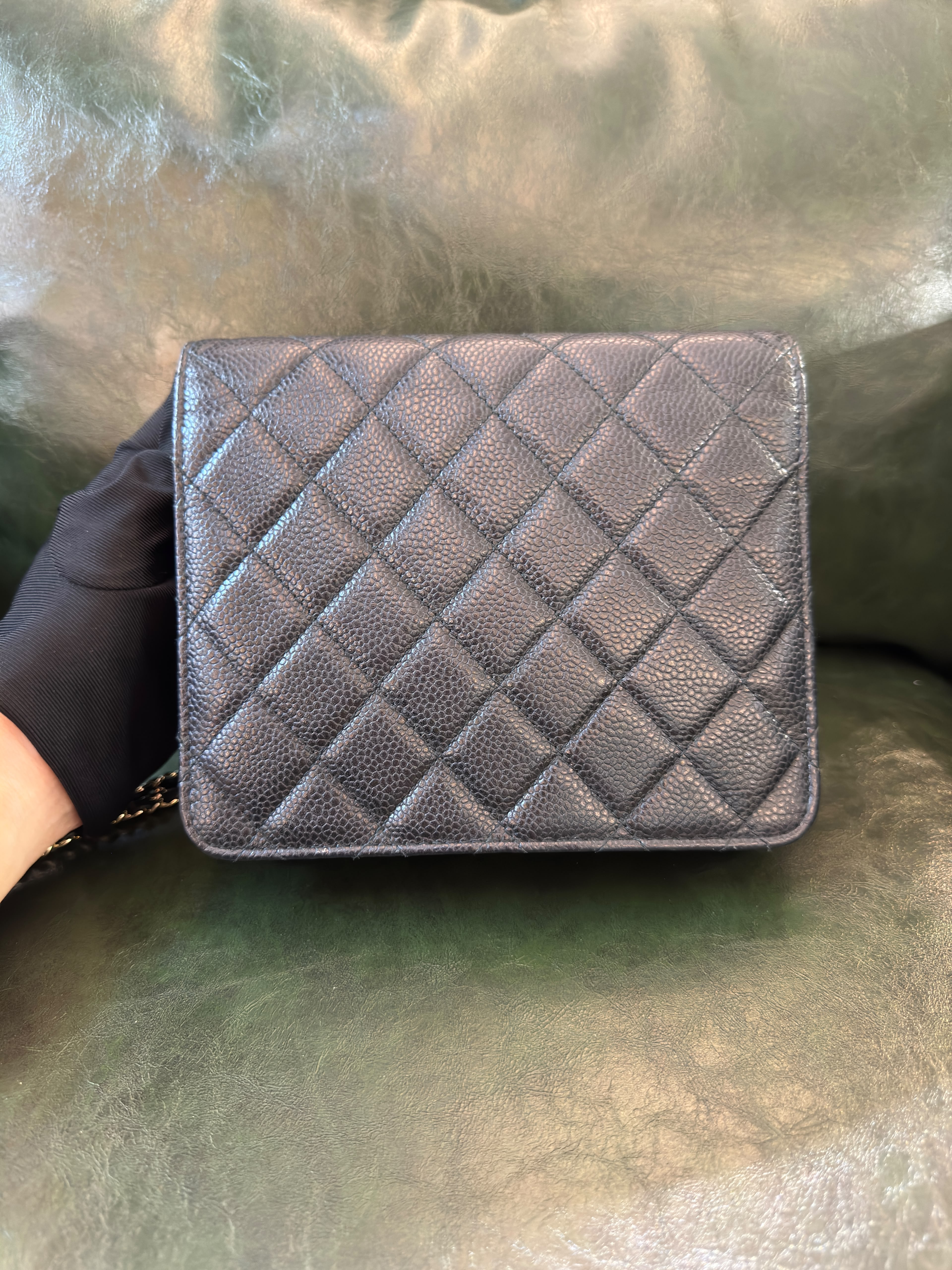 直播貨品 |  [1個-$100 2個-$300］A25
