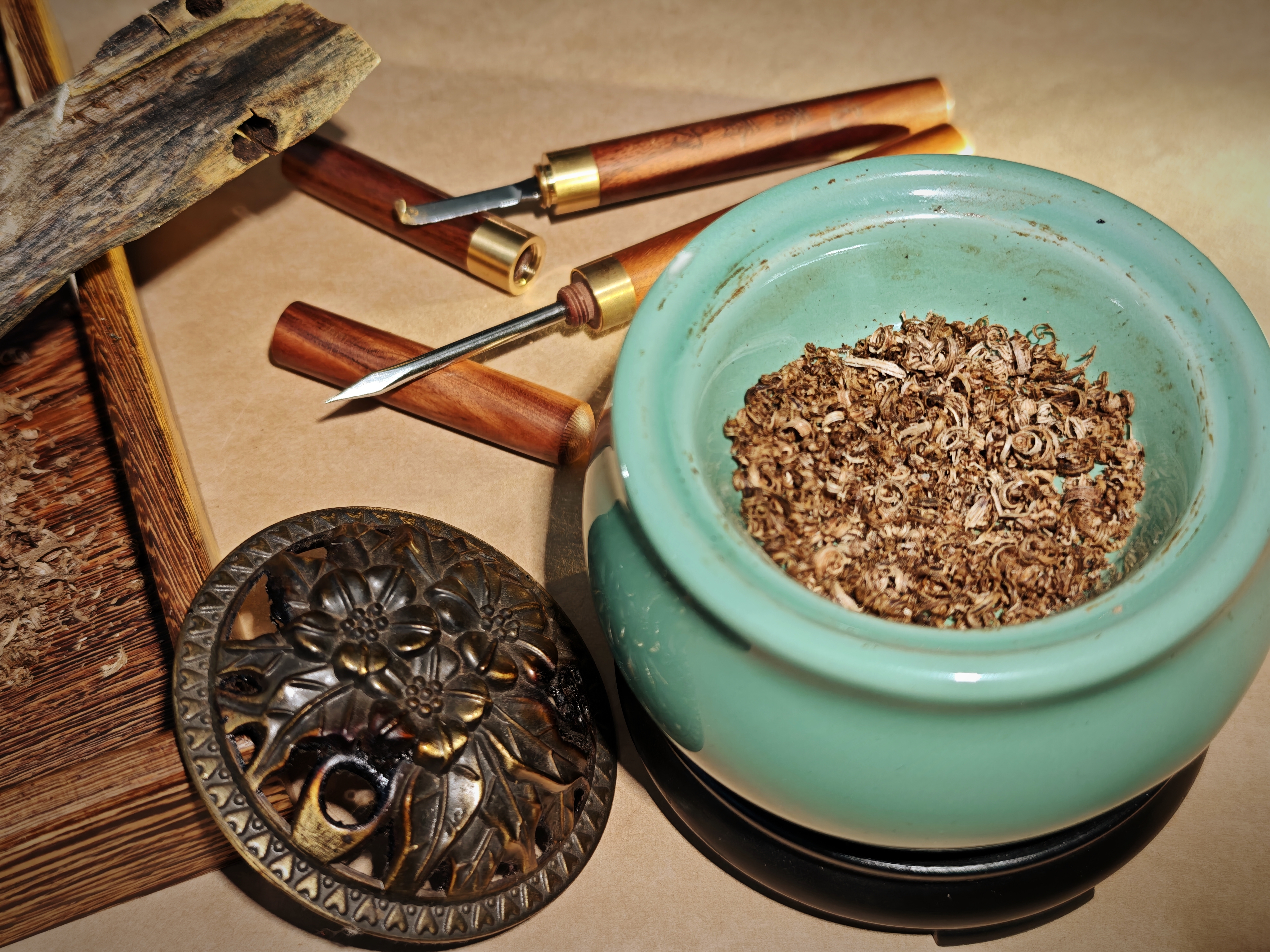 沉香勾絲 Agarwood Shavings 10克(中國香港及內地同步發售)