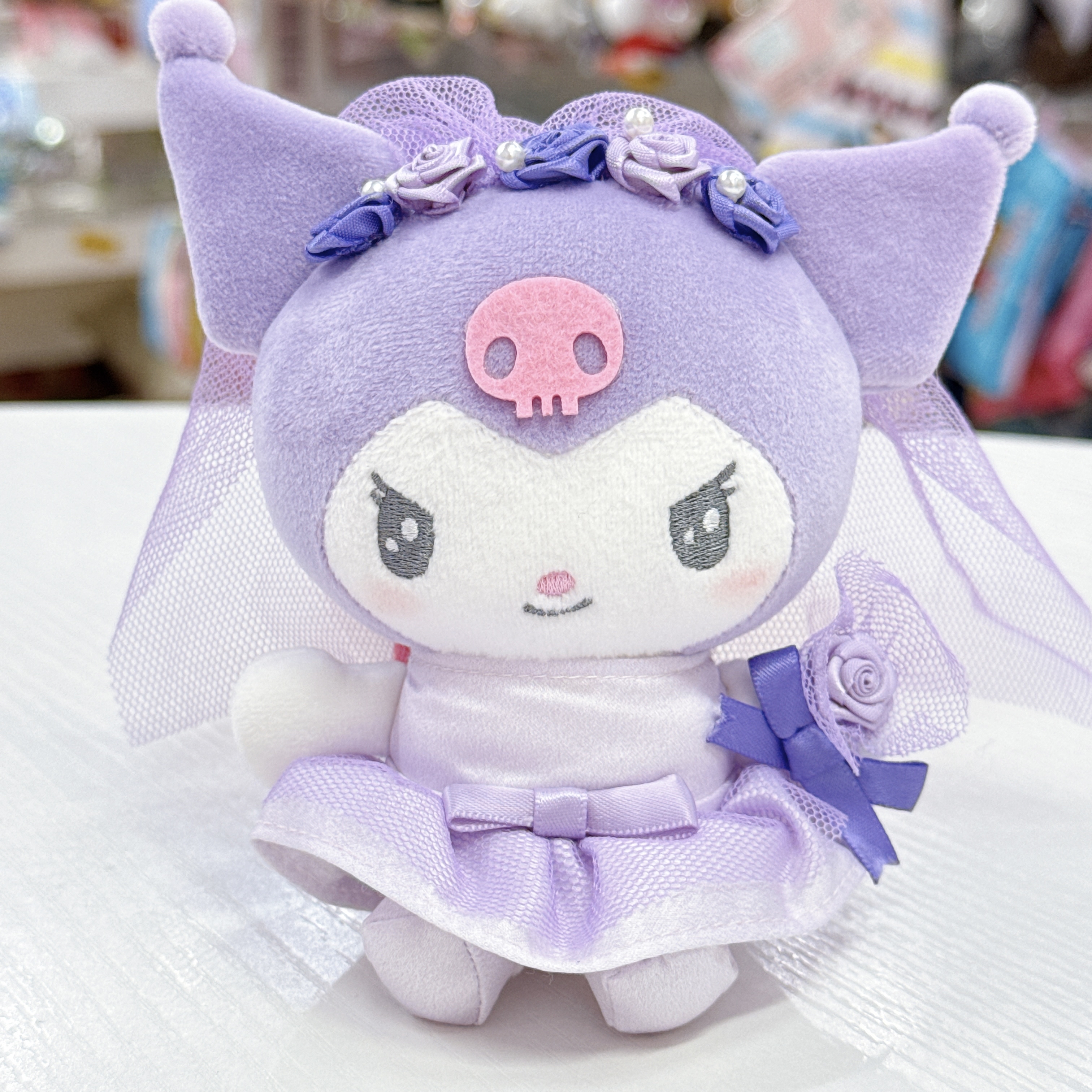 日本限定版Sanrio禮服公仔掛飾