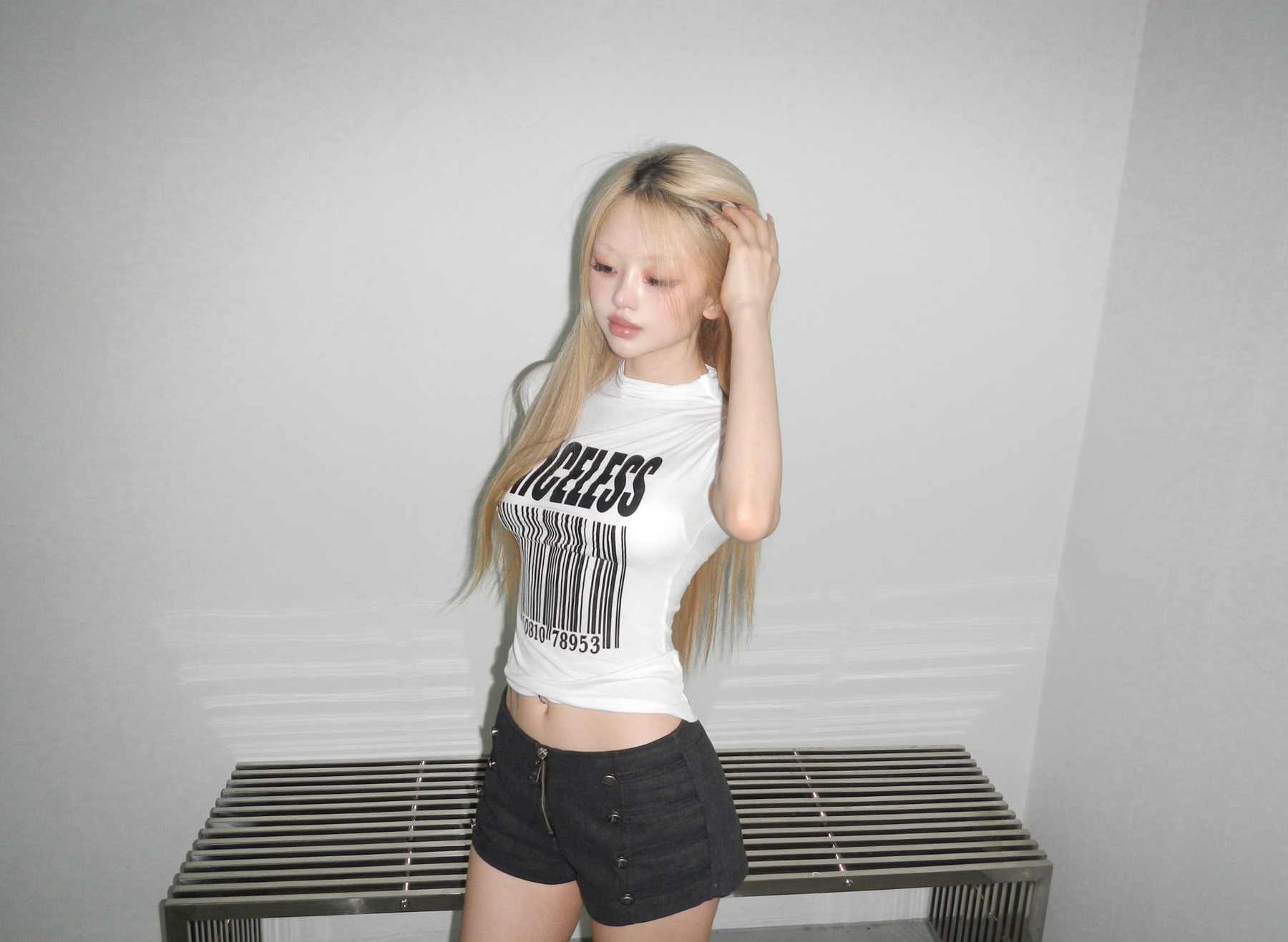Mock Neck Slim-Fit Graphic Top