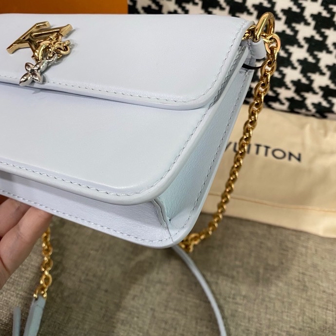 【預訂貨品】LV藍色woc 💳芯片款