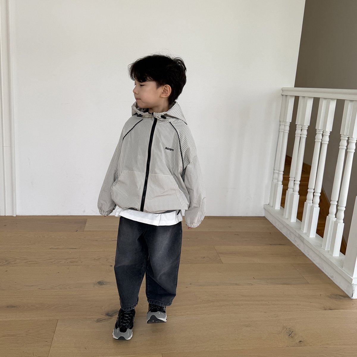 🆕Bonito | Check the windbreaker (Khaki XL115-125)
