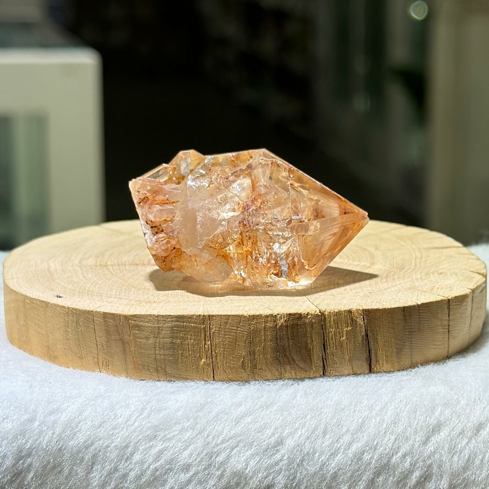 紅泥骸骨水晶 - 3