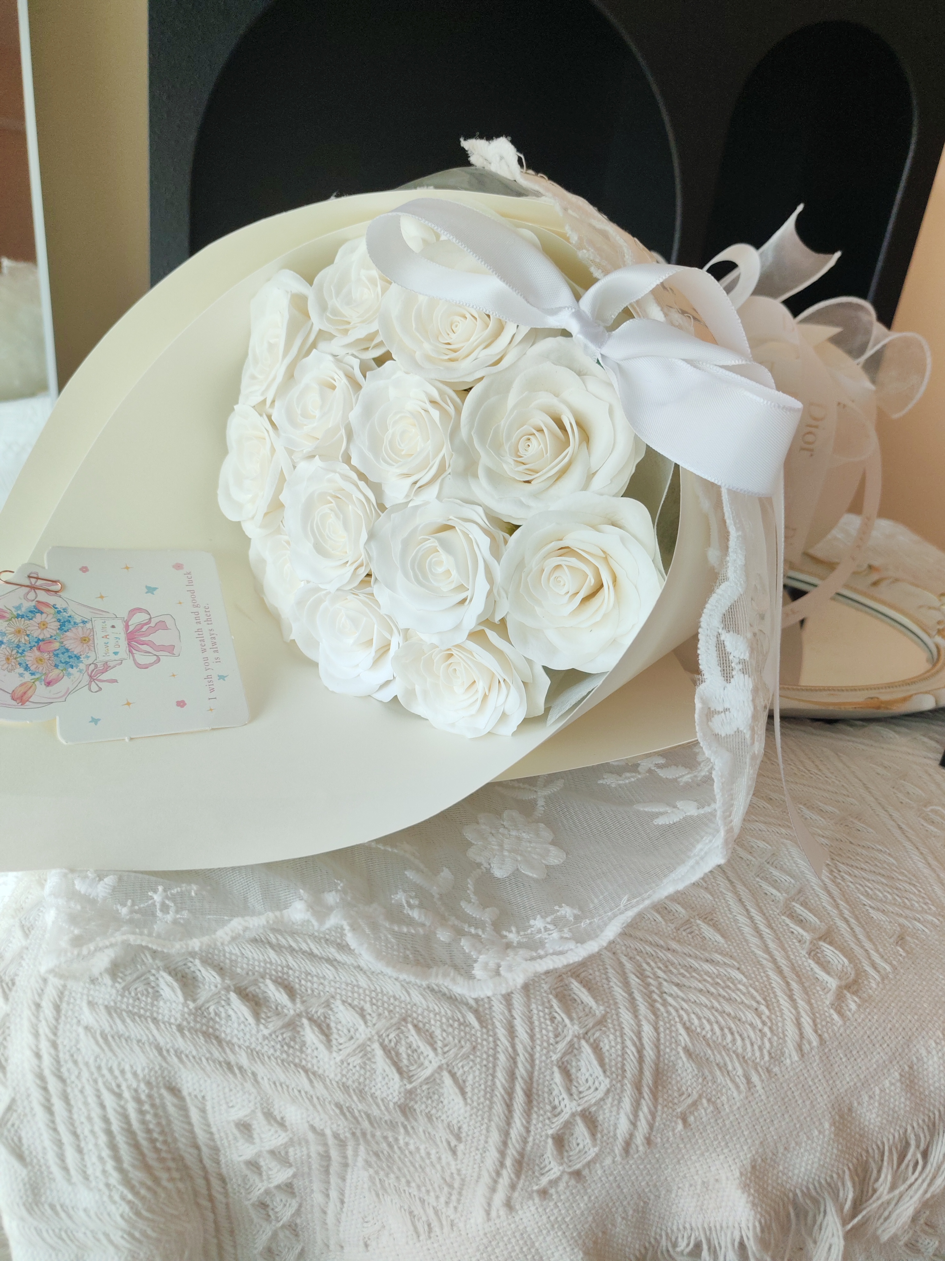 [Soapflower] White Lace