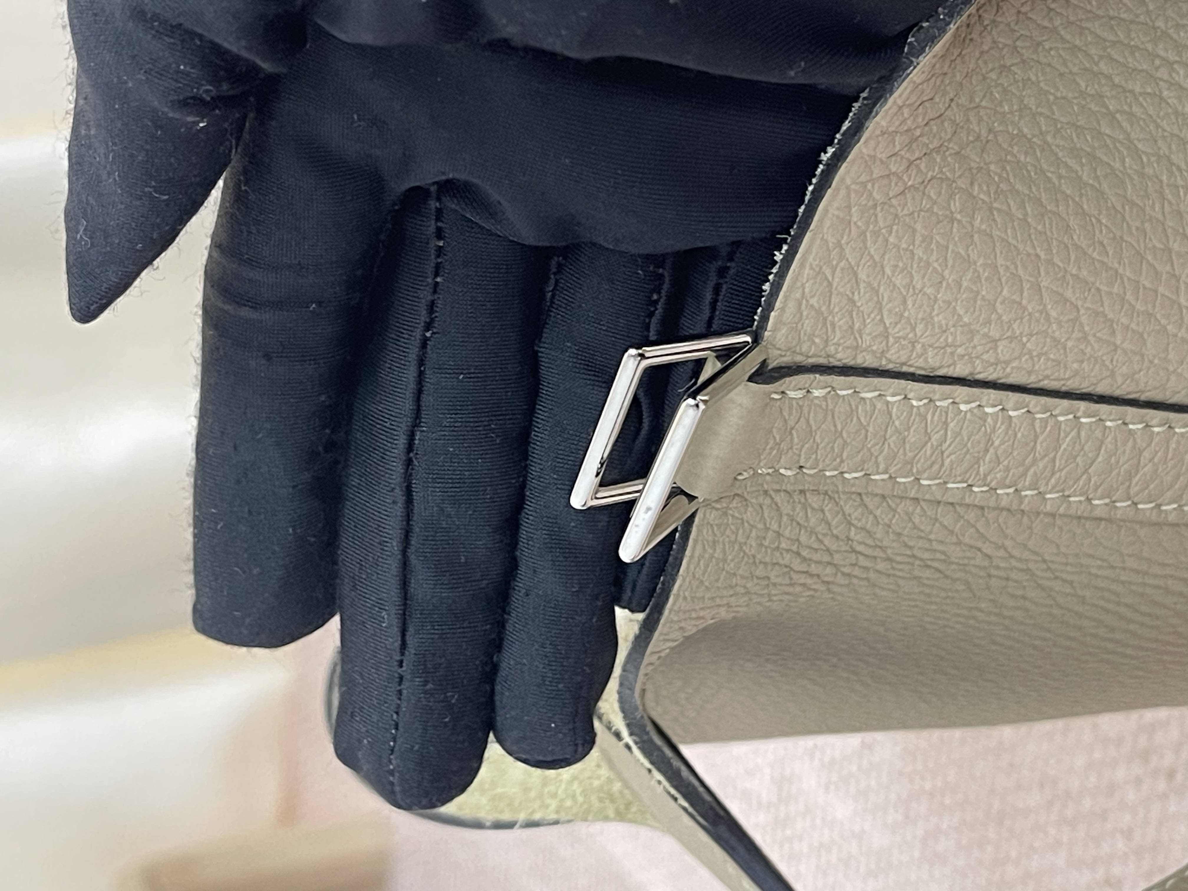 Pre-owned Hermes P18/ Stamp Y/ Product Code: 26051501