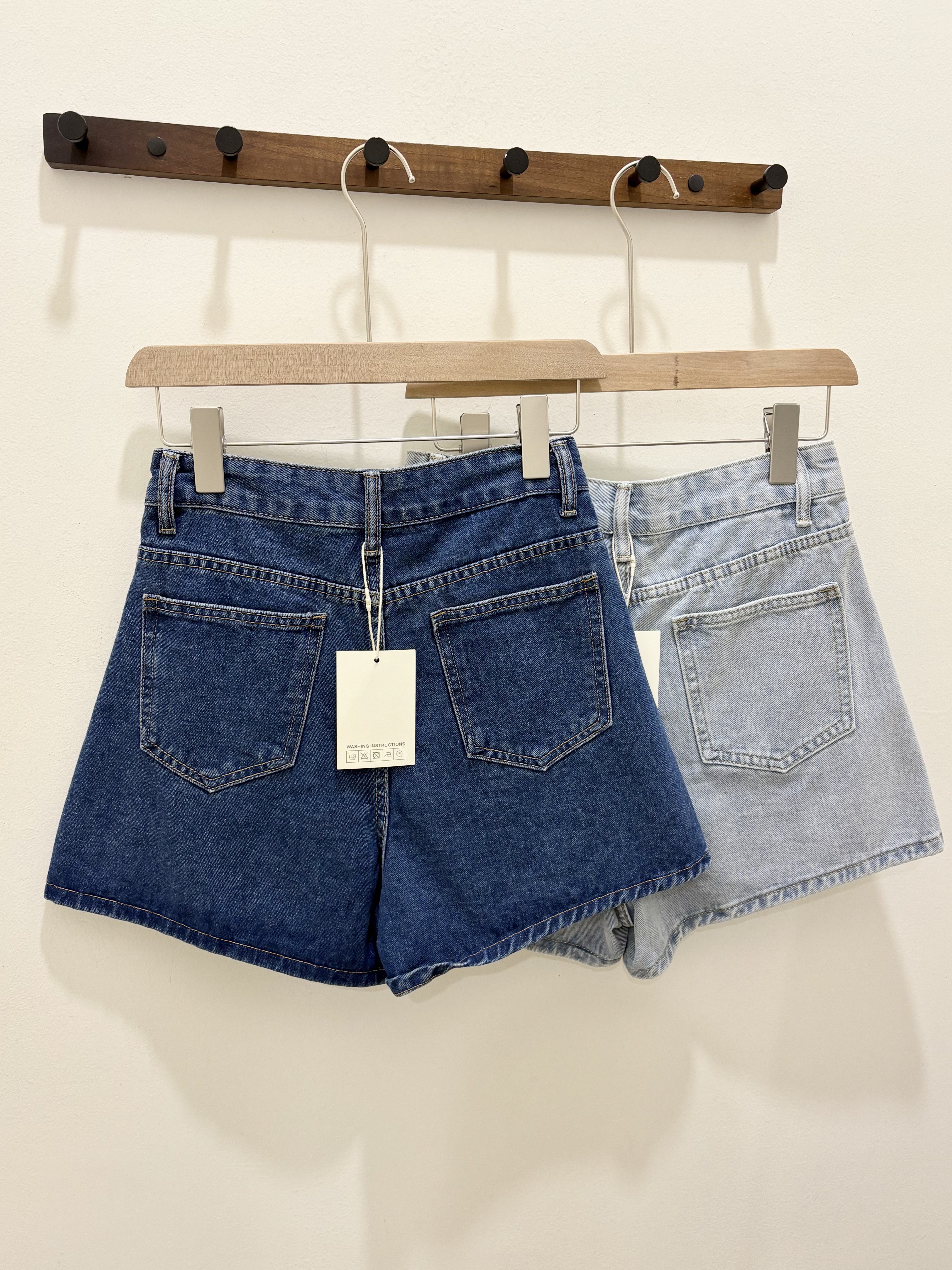 J211可爱心形短裤