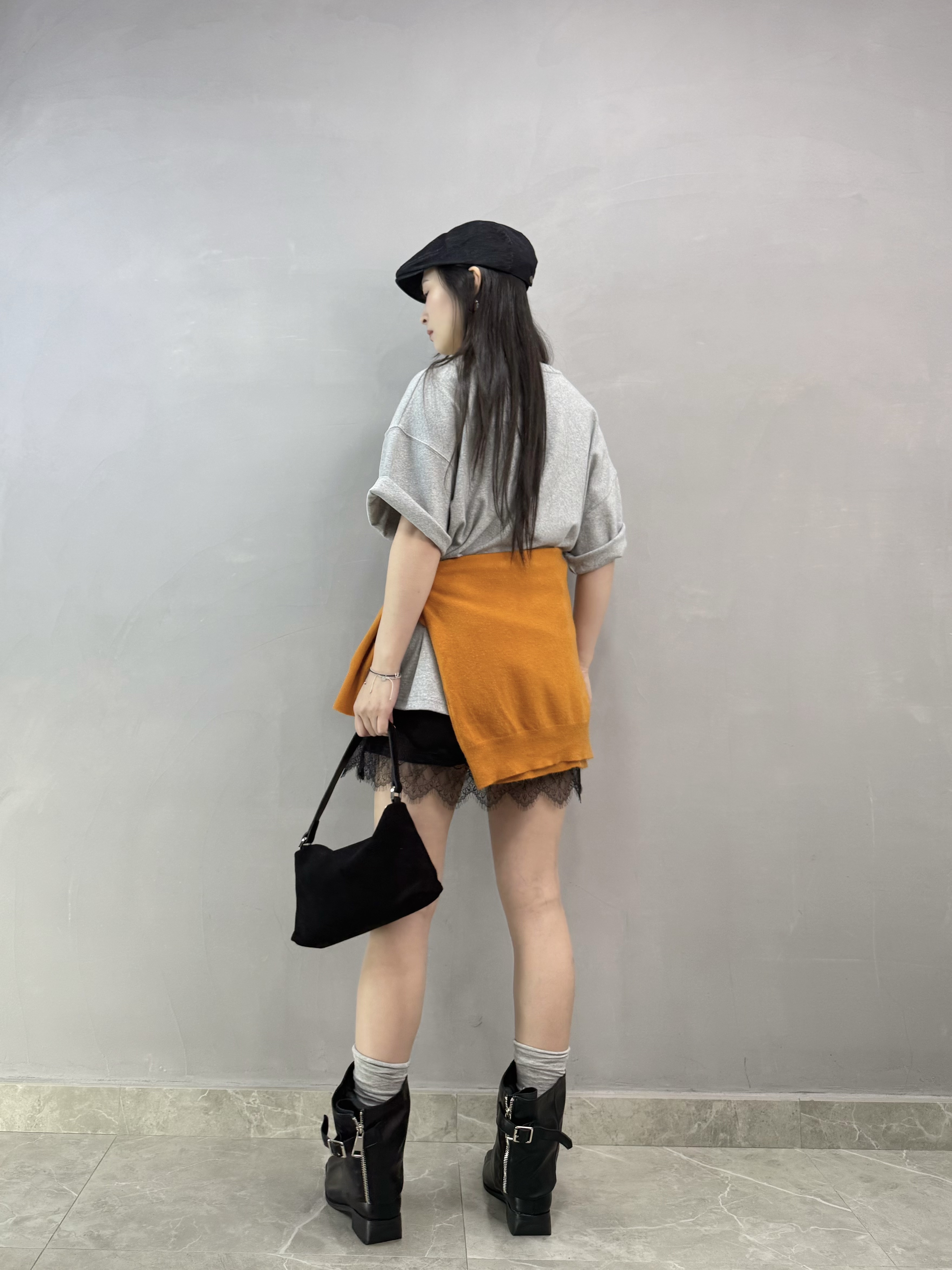 I01 磨毛心形Print Tee