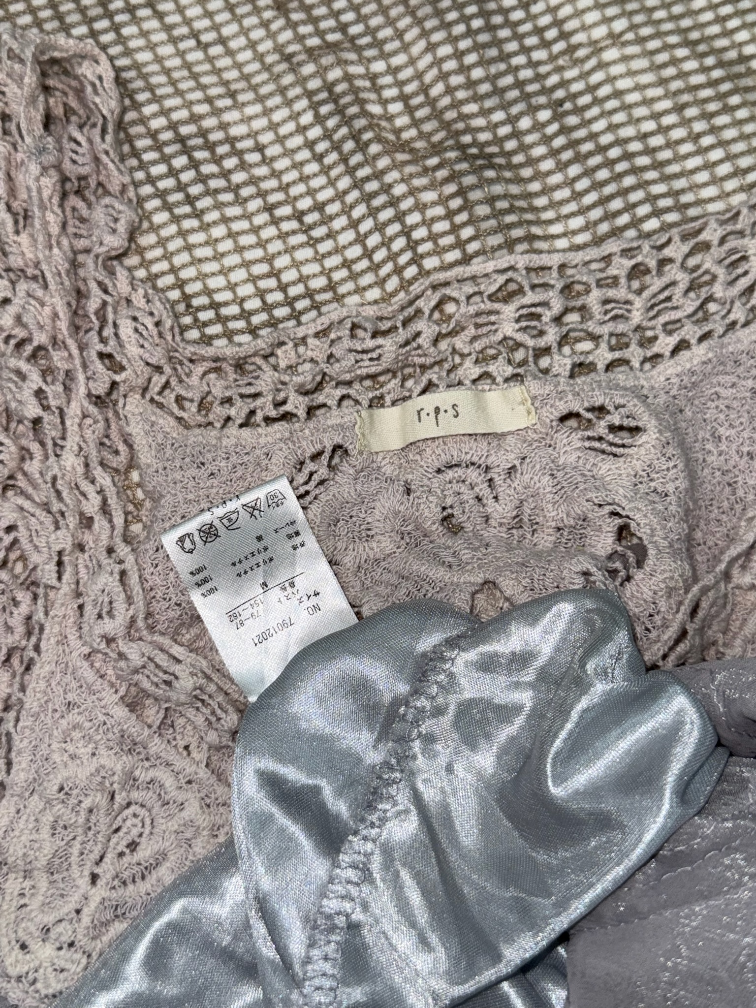 Grey 3D Rosette Sleeveless Tunic with Lace Yoke