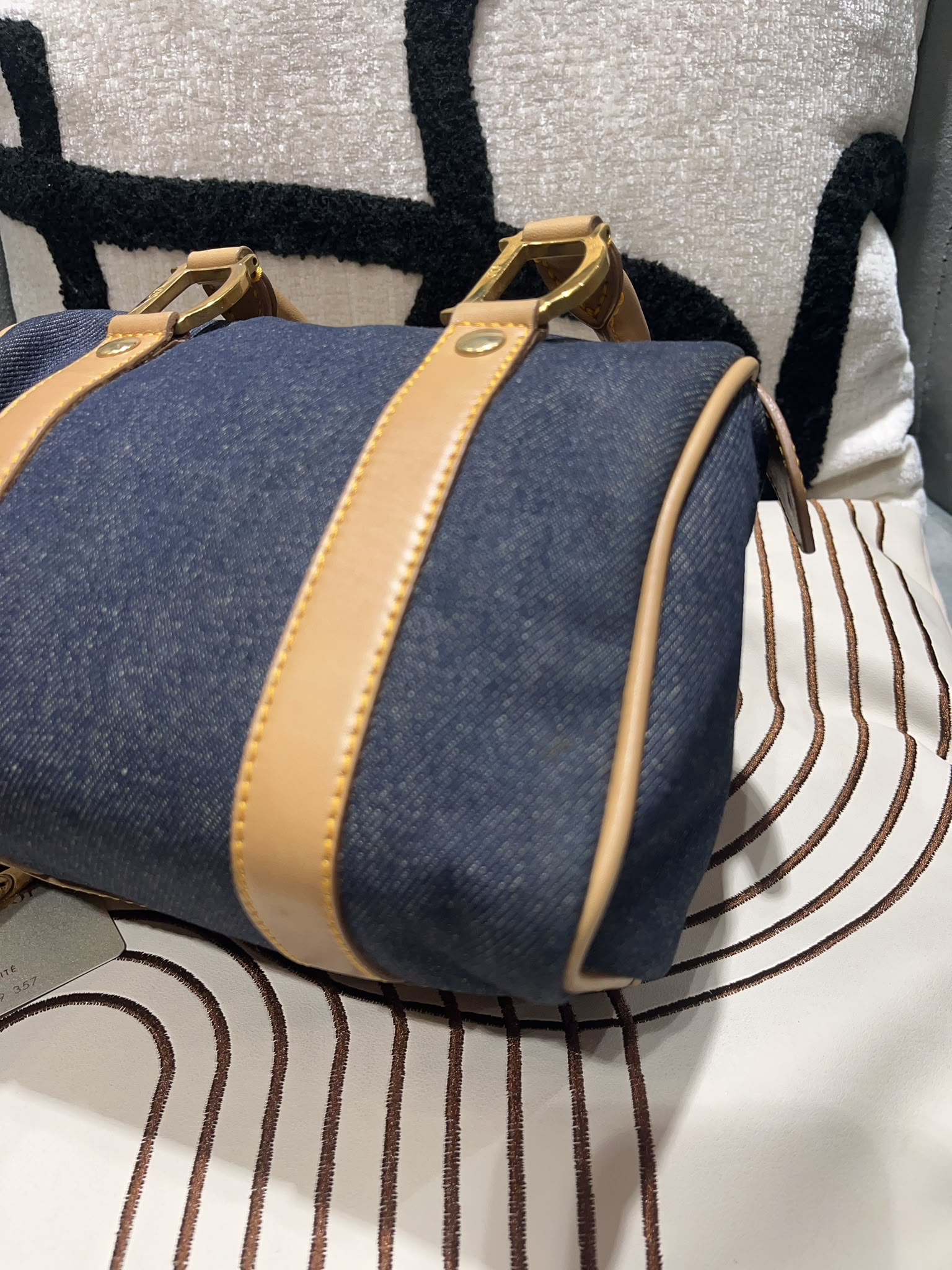 Dior Boston Denim Bag 牛仔布 100%Authentic, 90%New ✅證書✅Key Lock