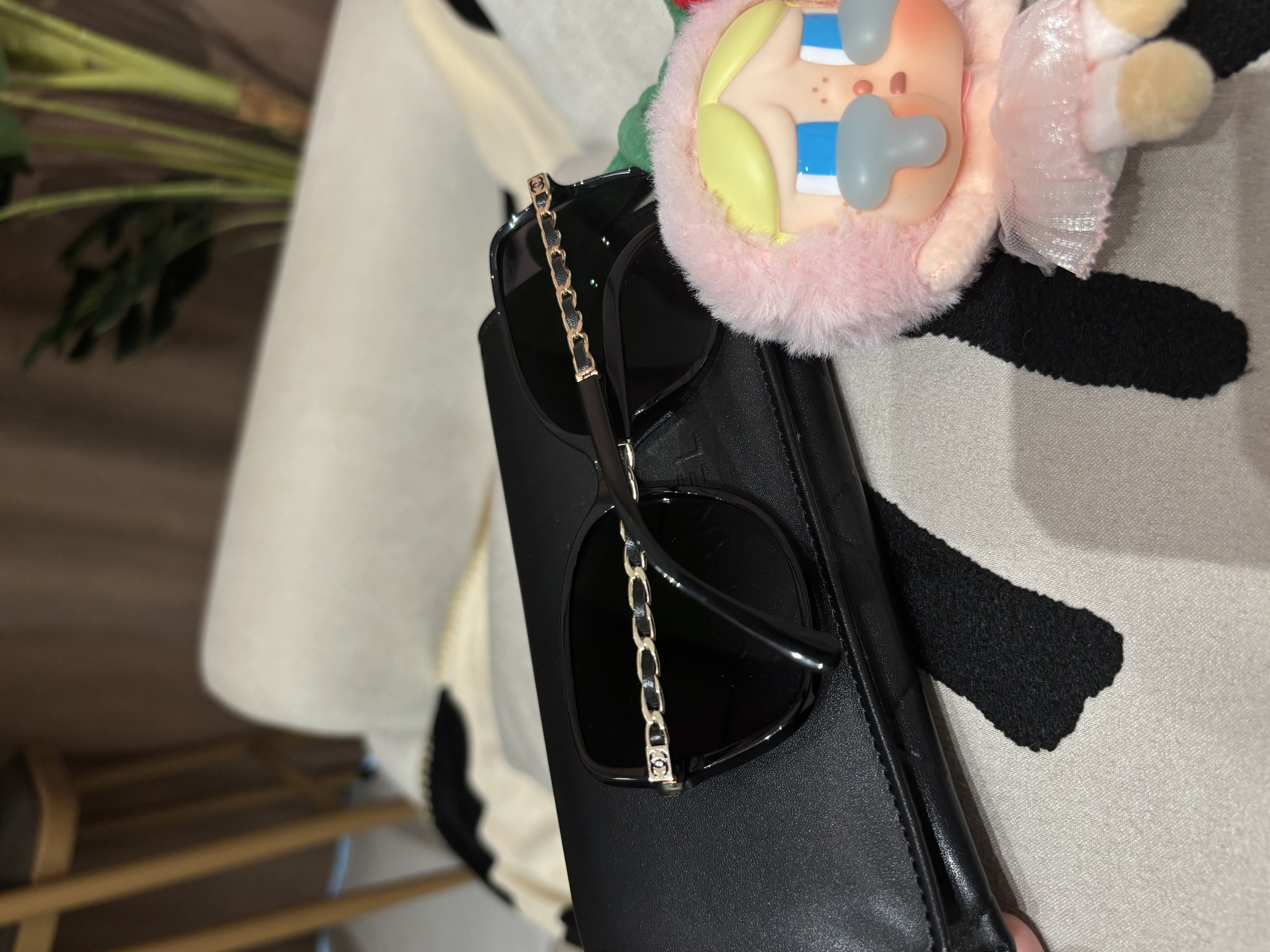 全新 Chanel Sunglasses 皮穿鏈 5210 太陽眼鏡100%Authentic, 全新未使用品 ✅Box