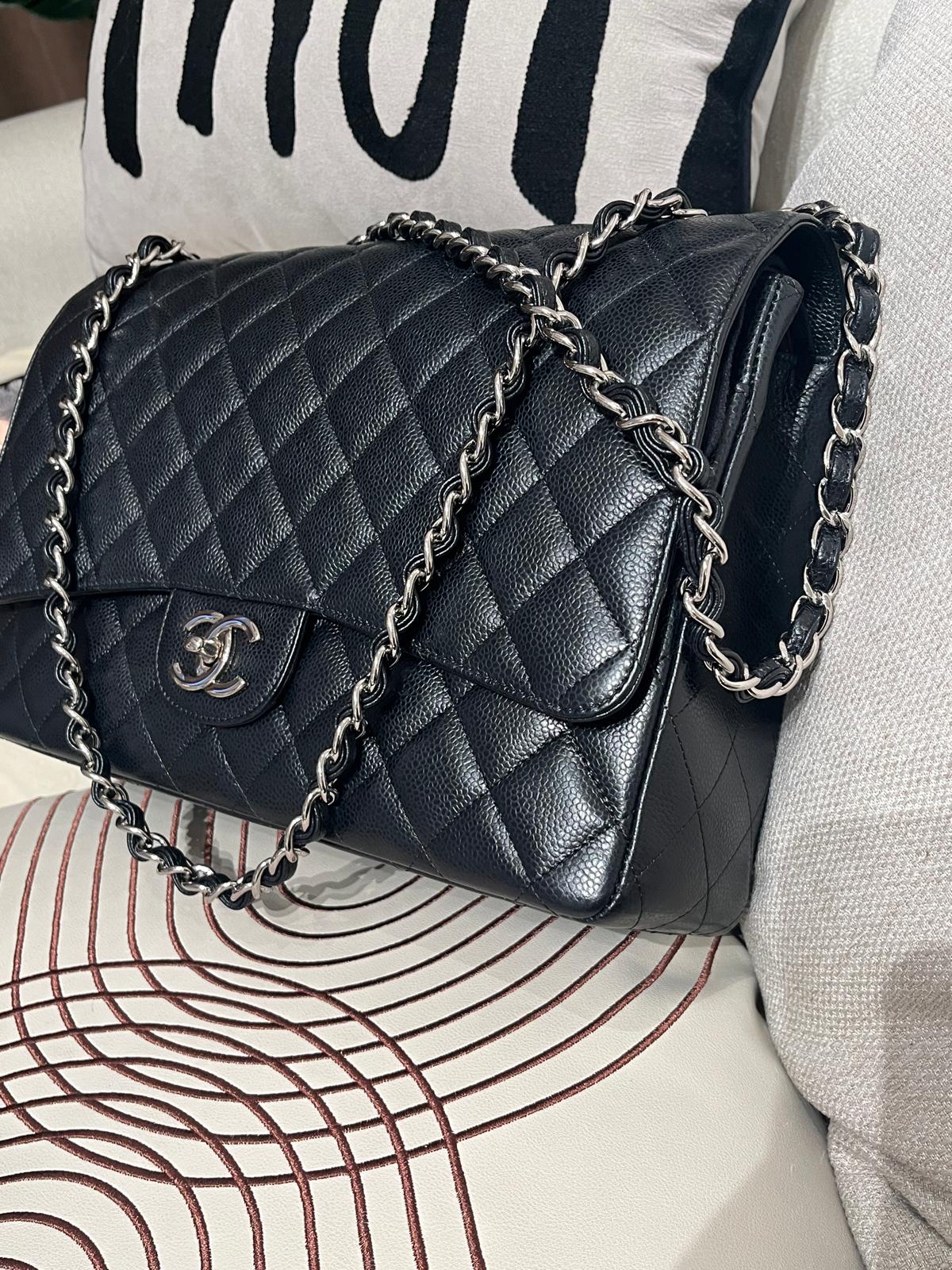 Chanel maxi jumbo A58601 黑色荔枝牛皮 100%Authentic ,98%new 閑置品 ✅card✅購買證書✅dust bag✅box ✨專門店售價$ 93900✨ 