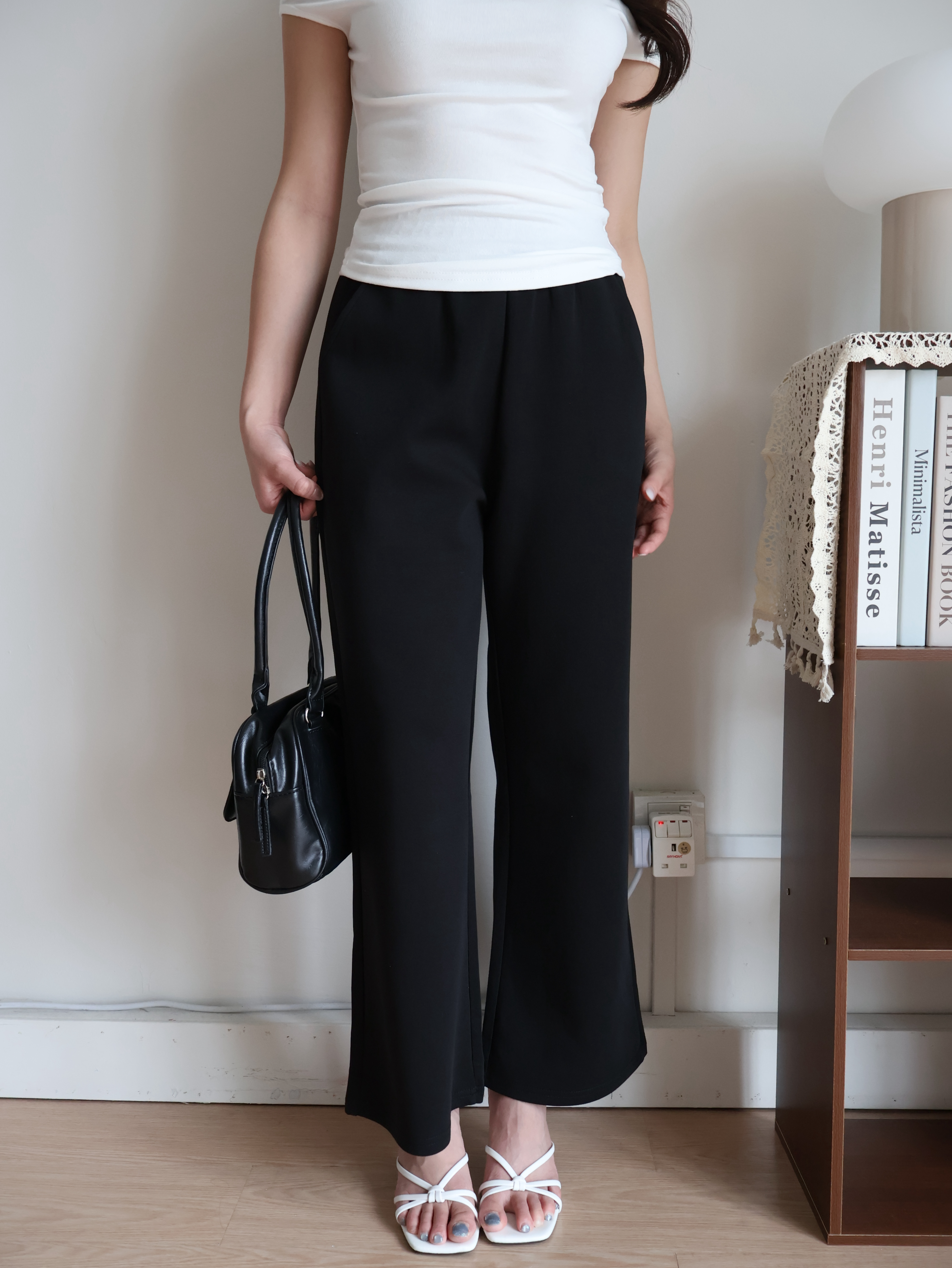 Jovy Straight Leg Pants | Black