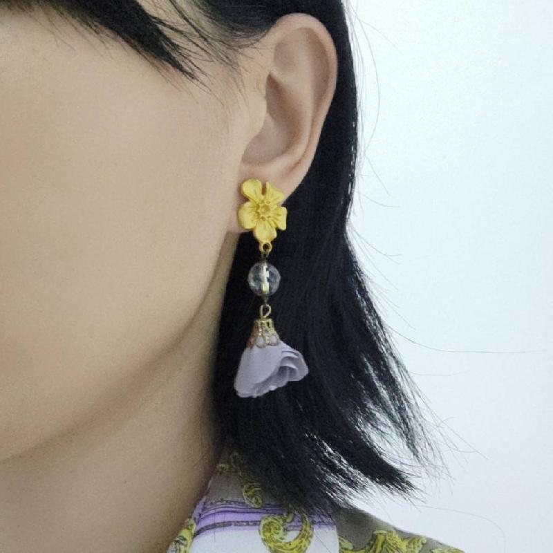 Modern Handmade in Italy Timeless Floral Blossom Fabric Flower Long Stud Earrings - Midnight Bliue