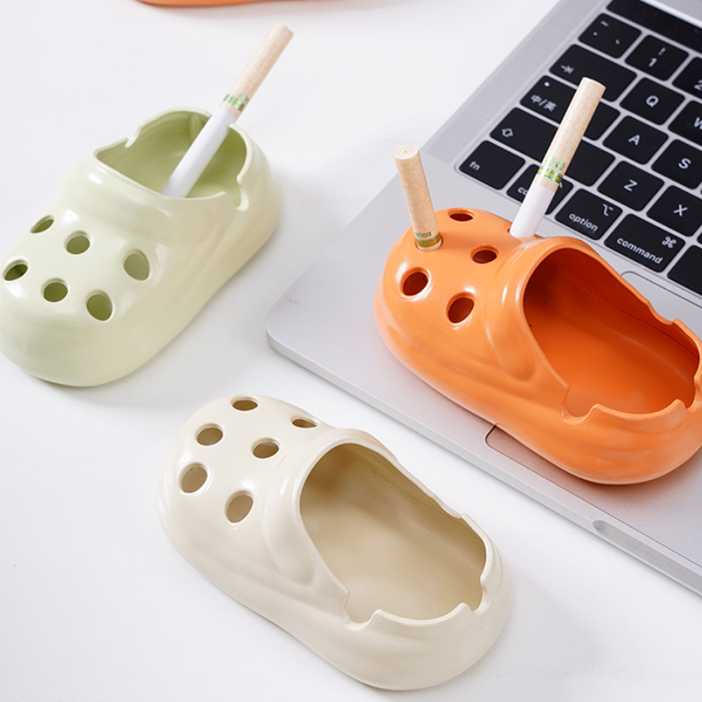 陶瓷洞洞鞋煙灰缸 創意煙灰缸  辦公室 家用 可愛煙灰缸 米色 [平行進口] HK2722