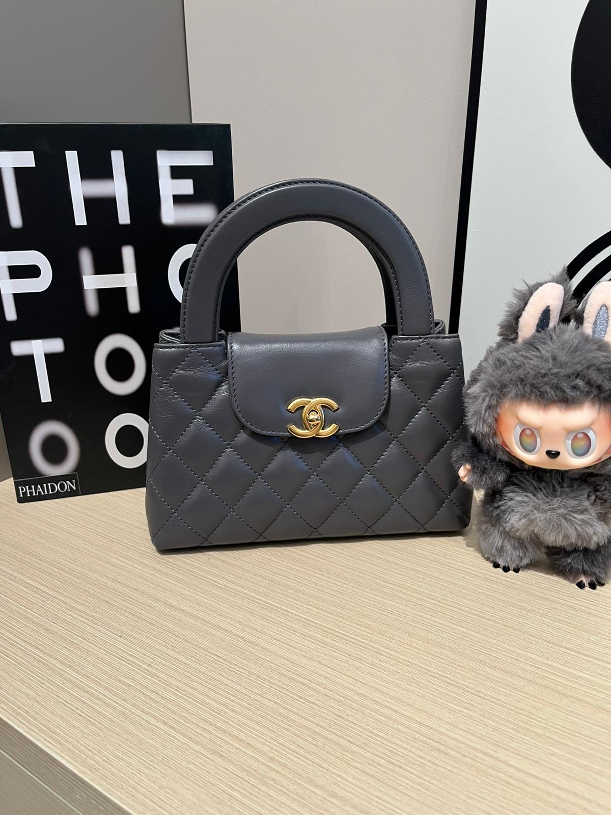 Chanel Mini Kelly Grey Calfskin 100Authentic , 98%New ✅收據副本✅晶片✅Dust bag ✅Box