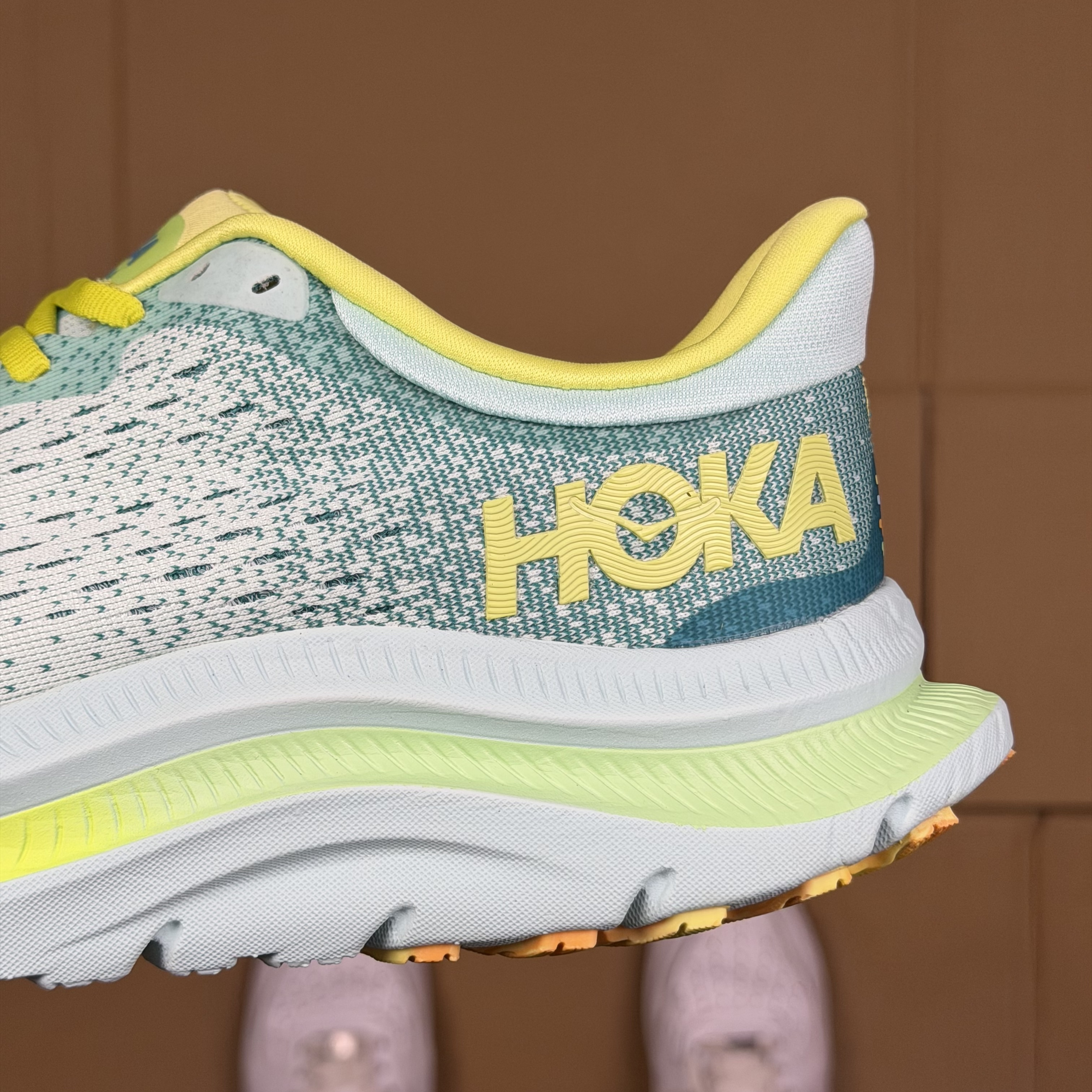 Hoka One One Kawaha 
