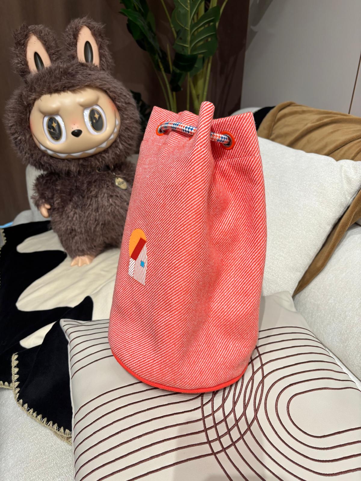 全新 HERMES EPOPEE DUFFLE backpack 羊毛屋仔圖案,100%Authentic ,100%new