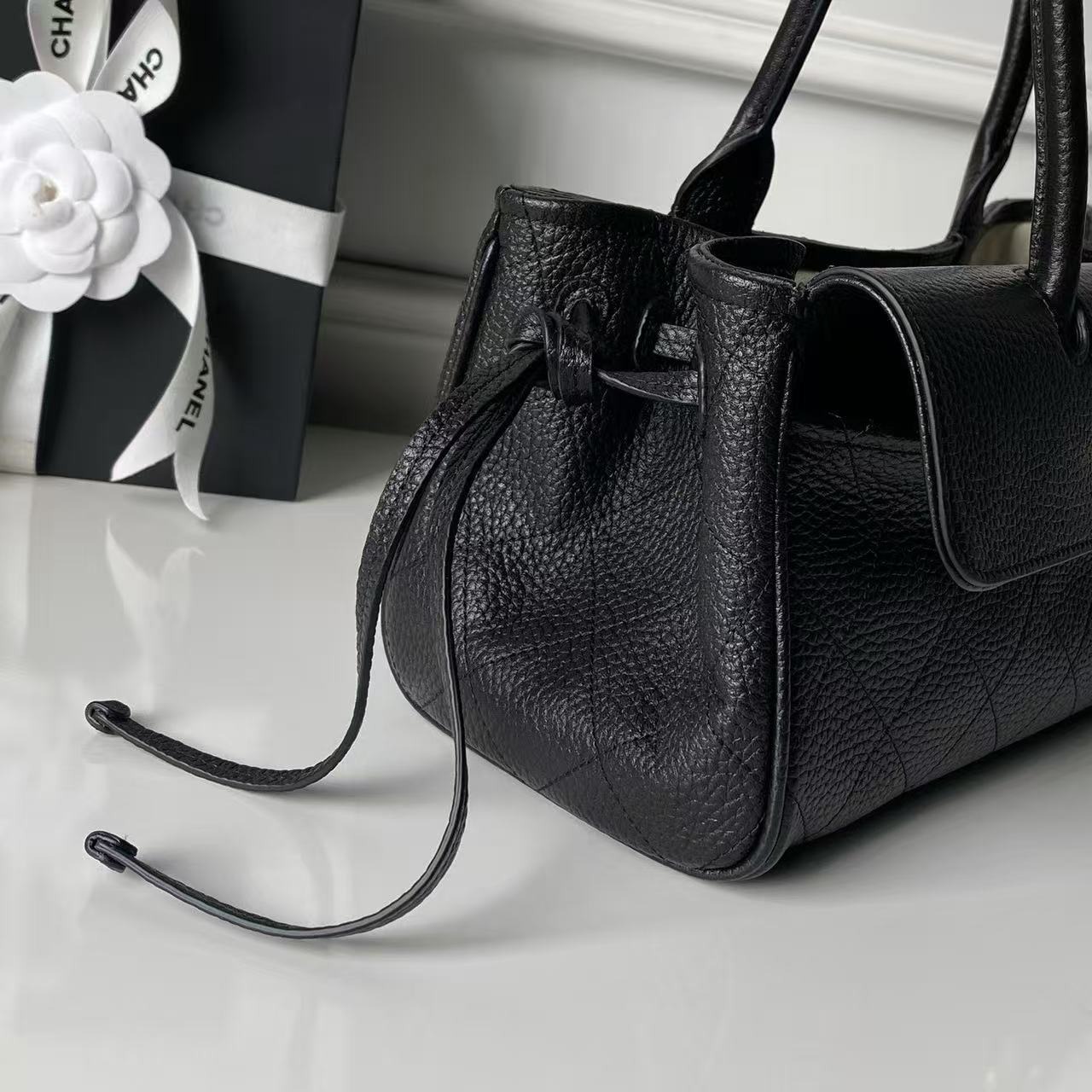 【頂級原單】CHANEL 26S Small Shopping Bag 法棍包