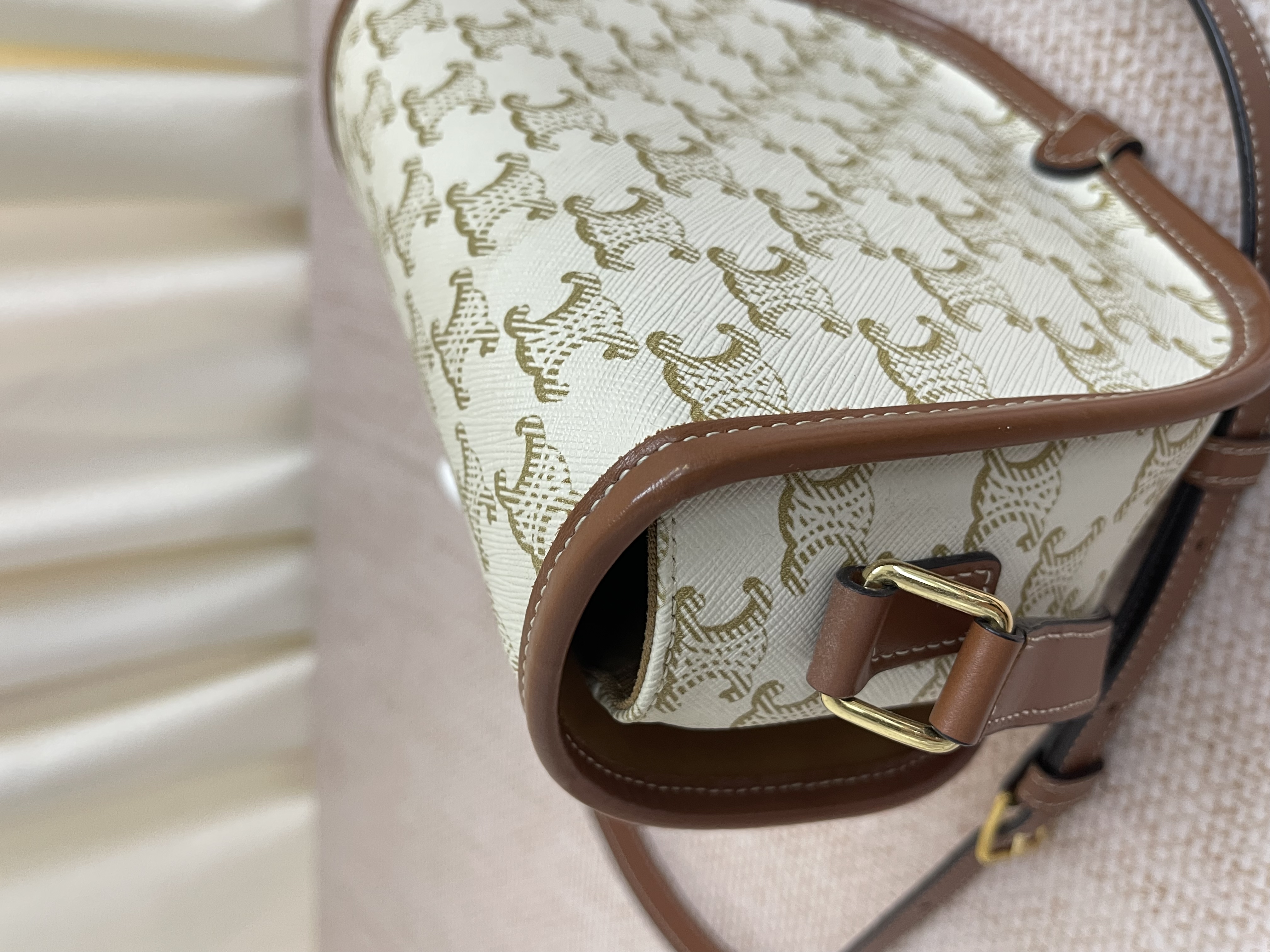 Pre-owned Celine Folco/ Product Code: 26022109