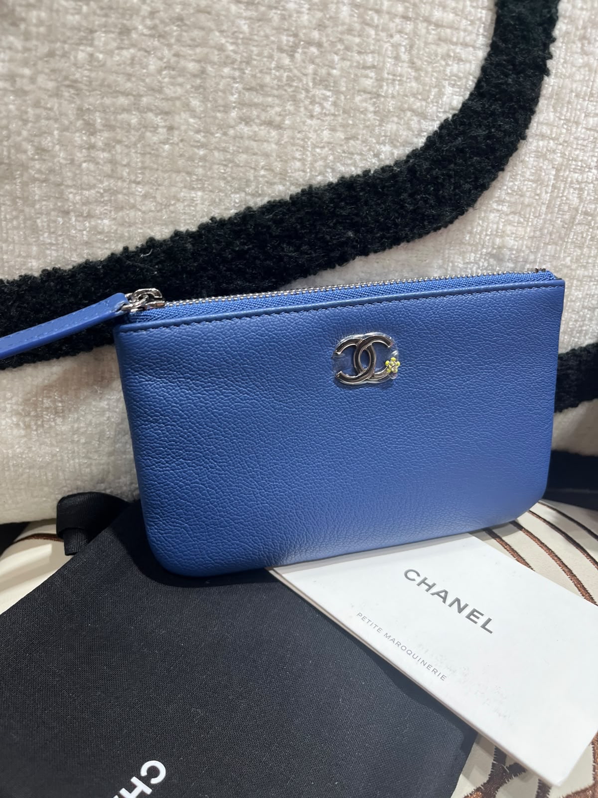 未使用品 Chanel zip mini pouch 15cm 牛皮 100%Authentic, 未使用品,unused ✅card✅dust bag✅box