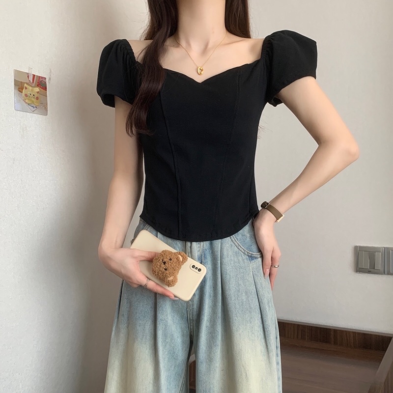 B194(16139) 韩系显瘦桃心领暗鱼骨纹泡泡袖黑上衣 