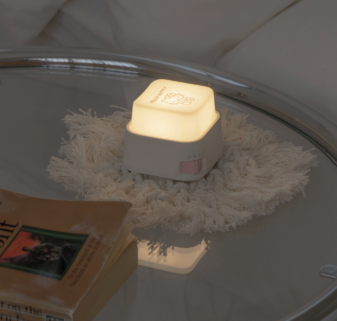 韓國 ROYCHE x Hello Kitty 巨型鍵帽造型 氣氛 小夜燈 +附送限定貼紙｜Keycap Mood Light