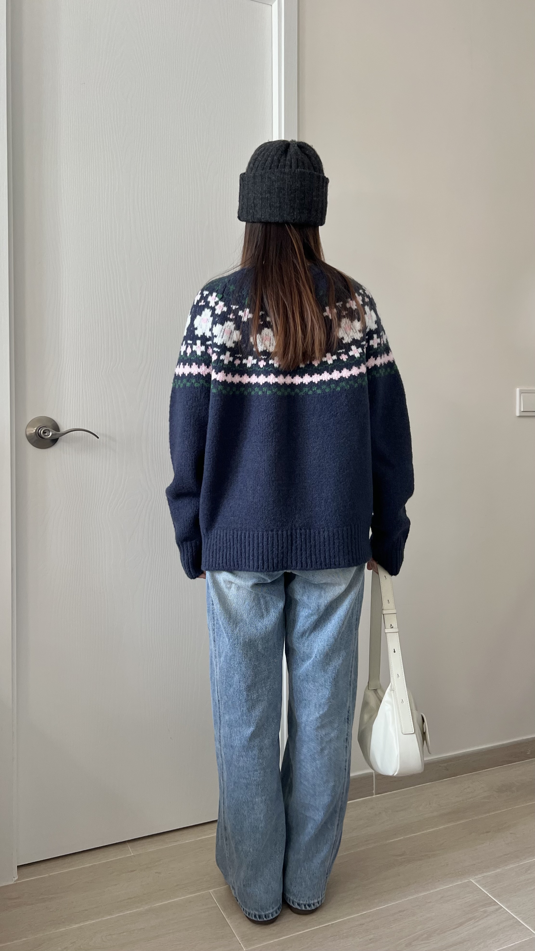 氛圍感圖騰冷衫 現貨