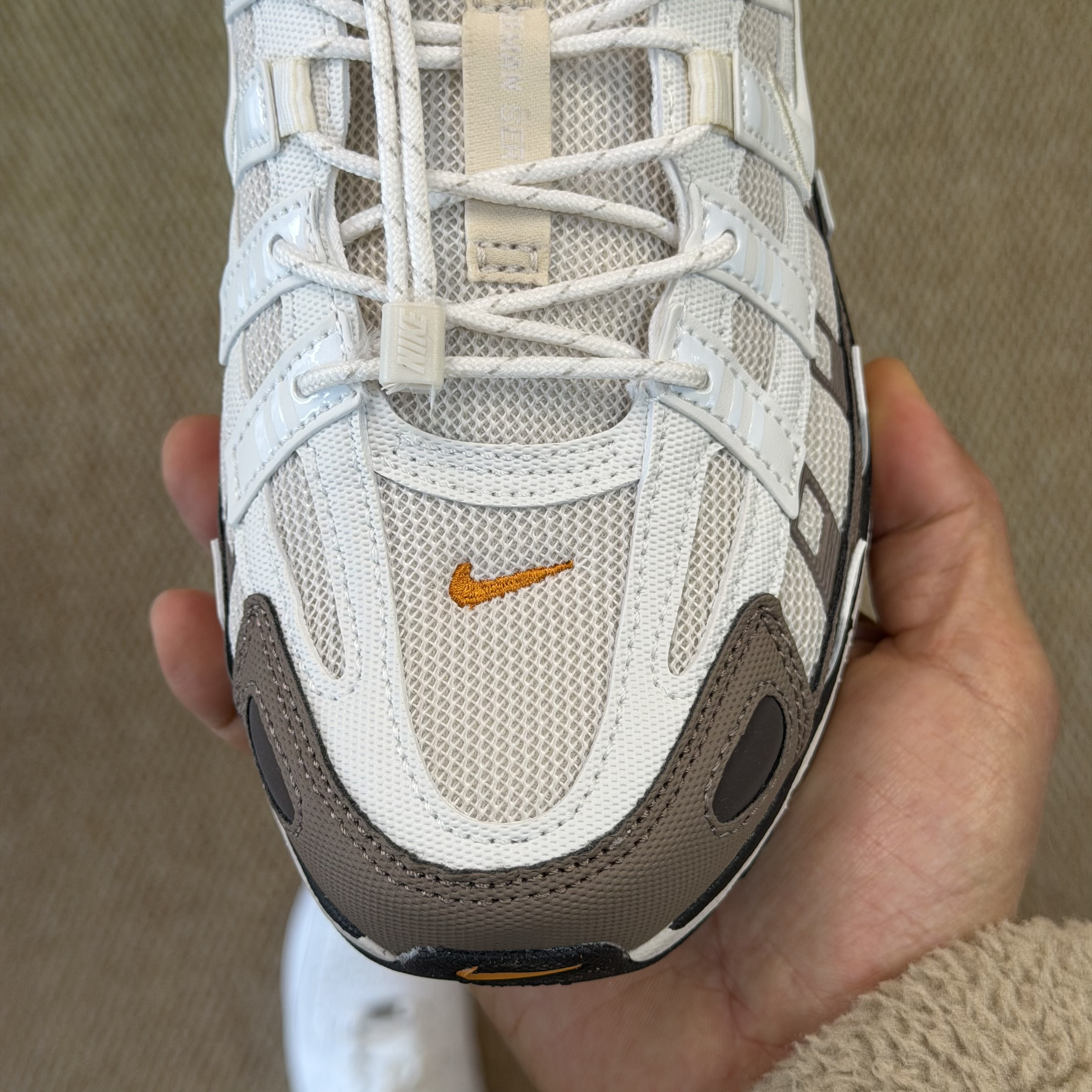 Nike P-6000 IO1904-104