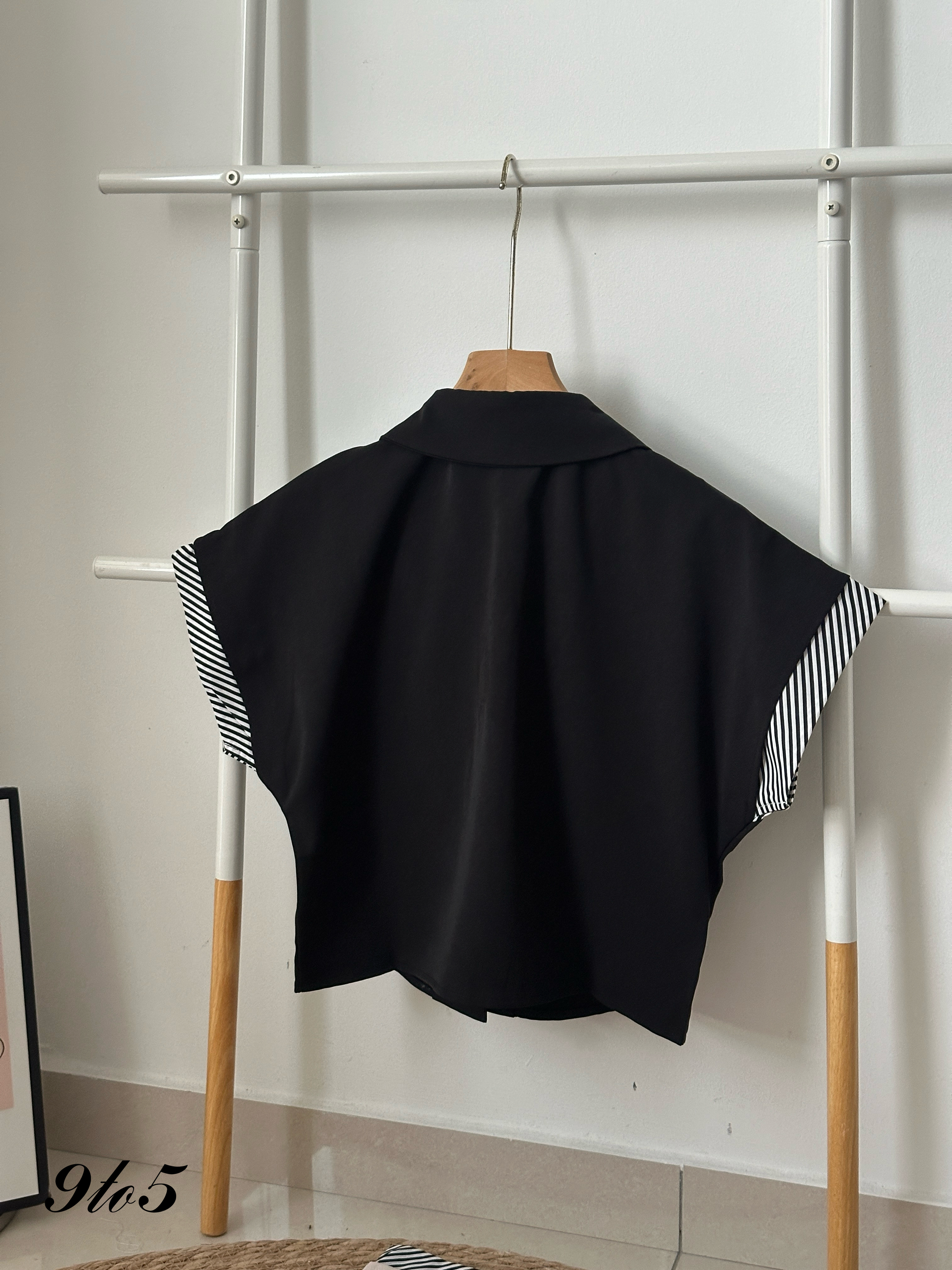 T4089 Butterfly Sleeve Crop Shirt - 3 Colors