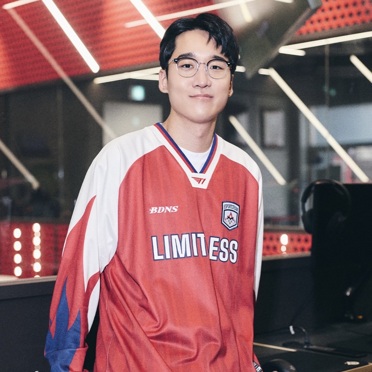 [BDNS x T1] Long Sleeve Jersey Red