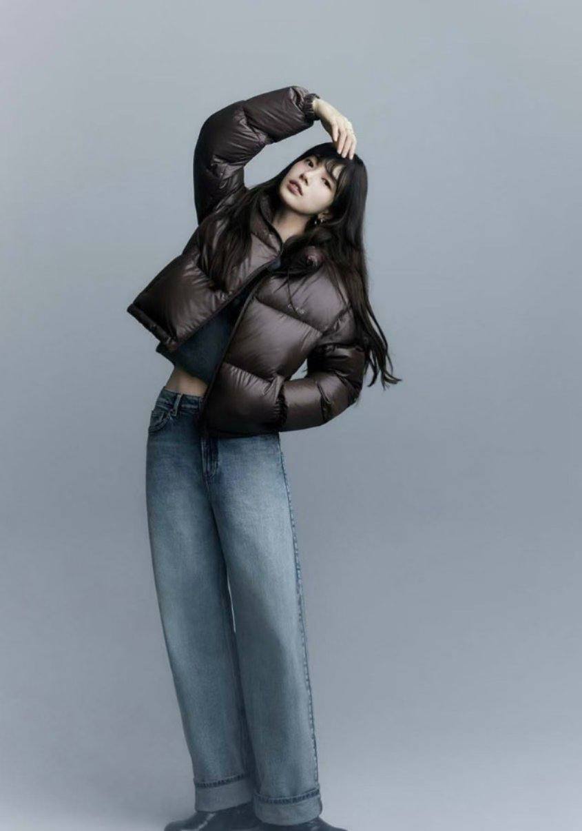 🇰🇷Guess 鸭绒羽绒服✨