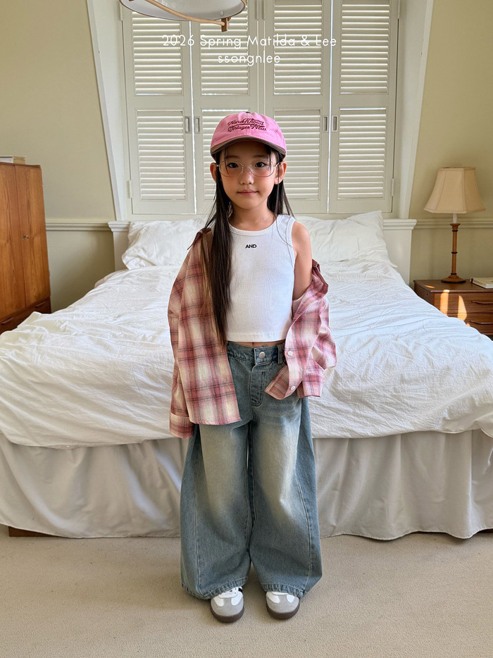 🇰🇷Matilda&Lee shirt