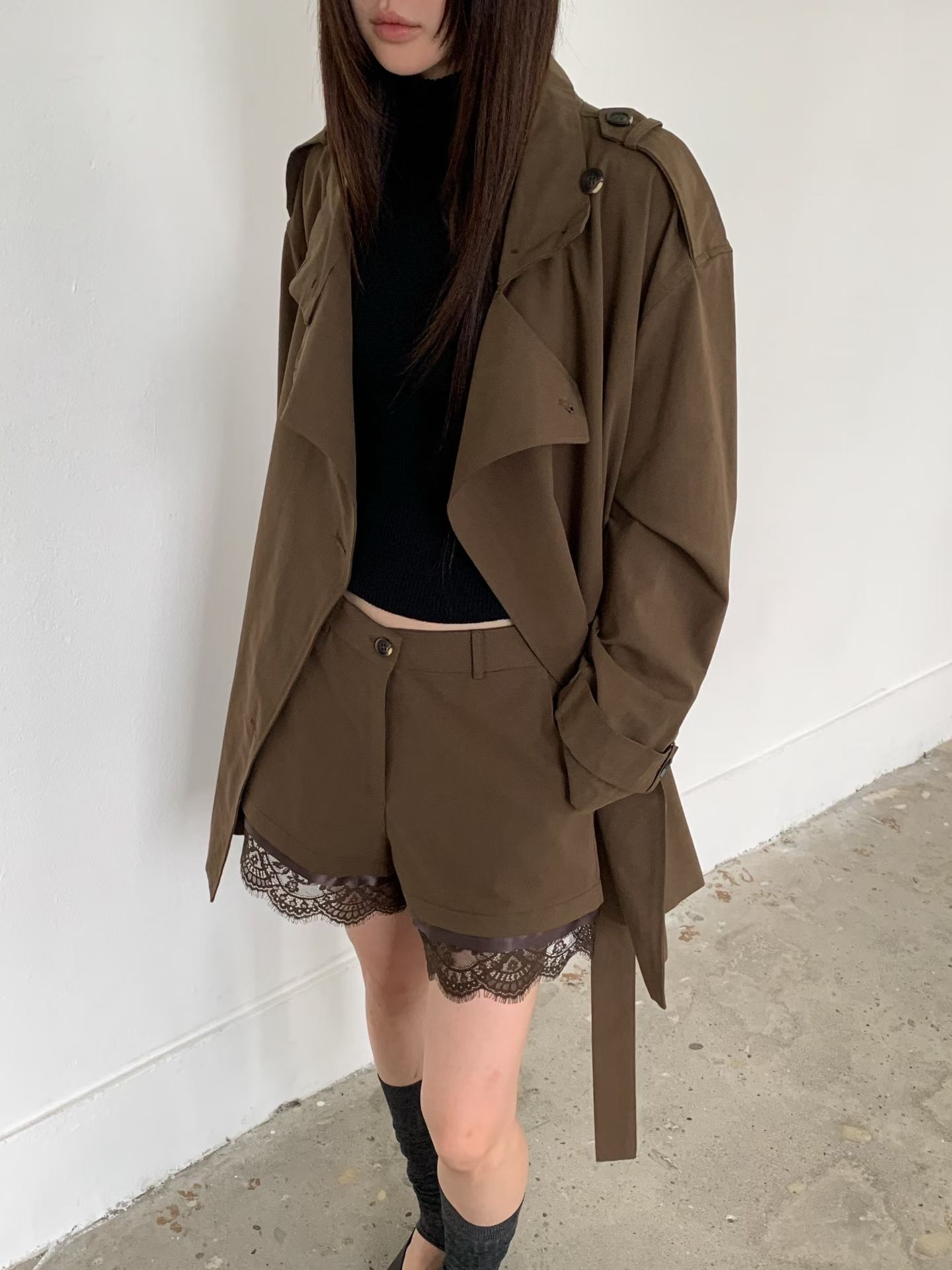 (2026FW) VIVEL - SHORTS