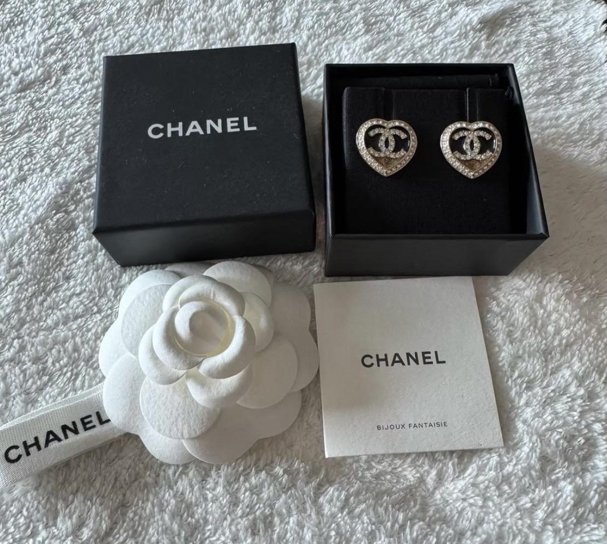 Chanel 心心 閃石CC Logo 耳環 