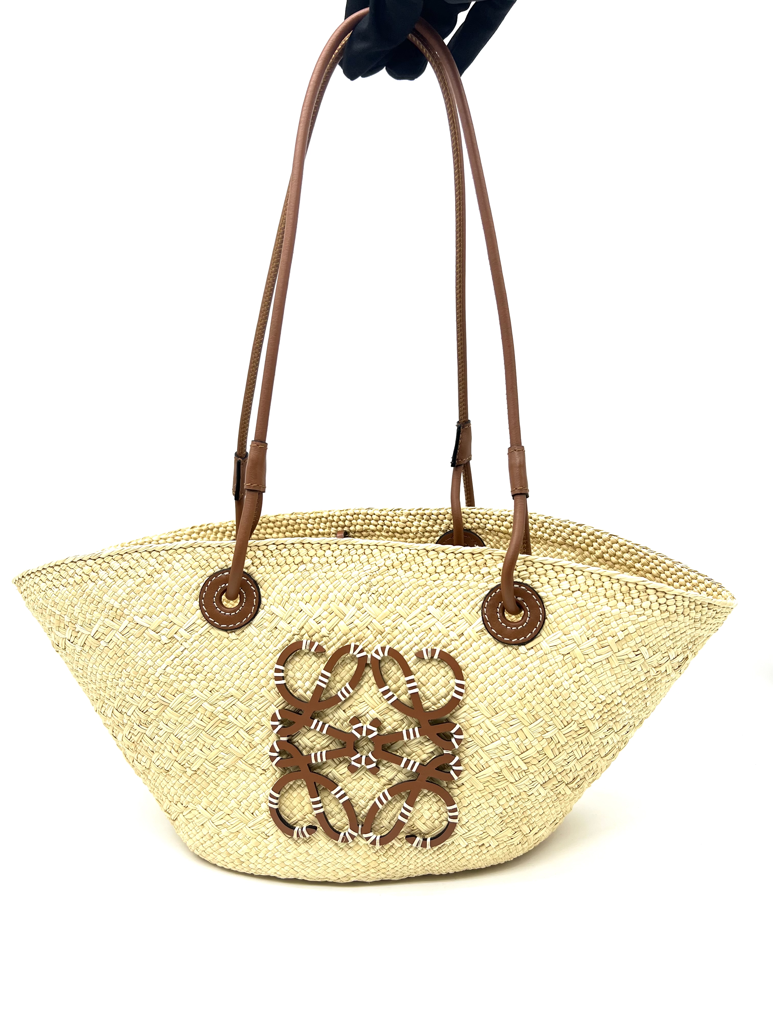 Pre-Owned LOEWE Anagram Basket Bag / Product Code: 26042213