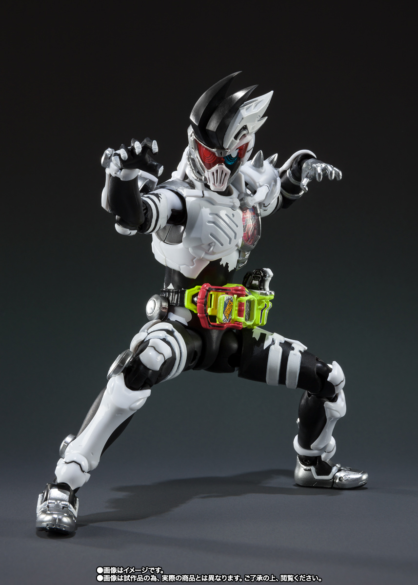 S.H.Figuarts KAMEN RIDER GENM ZOMBIE ACTION GAMER LEVEL X-0