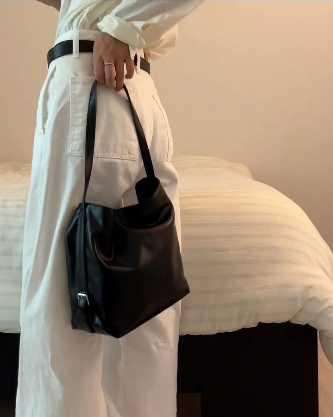 Stand Oil Mio Bucket Bag 👜