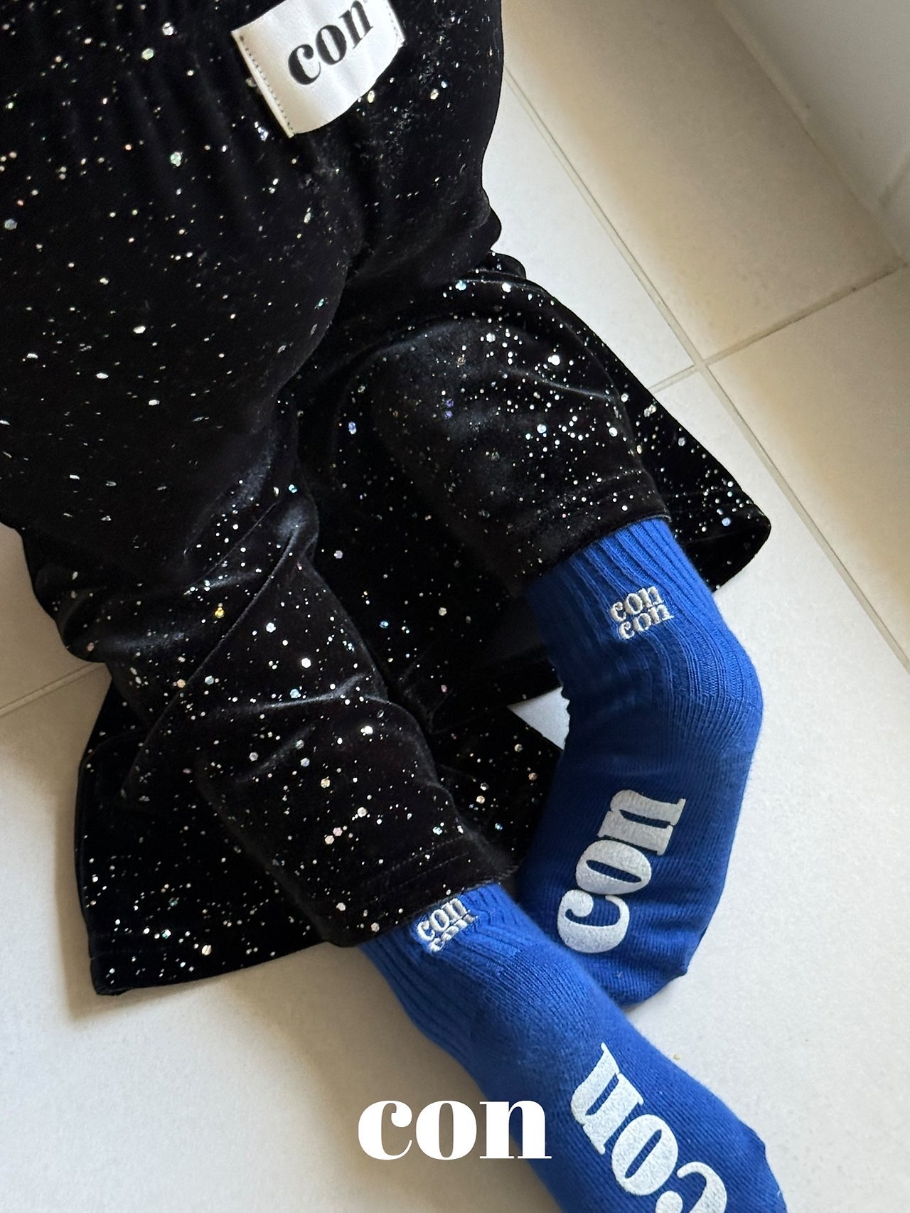 Con | Black Hole Pants