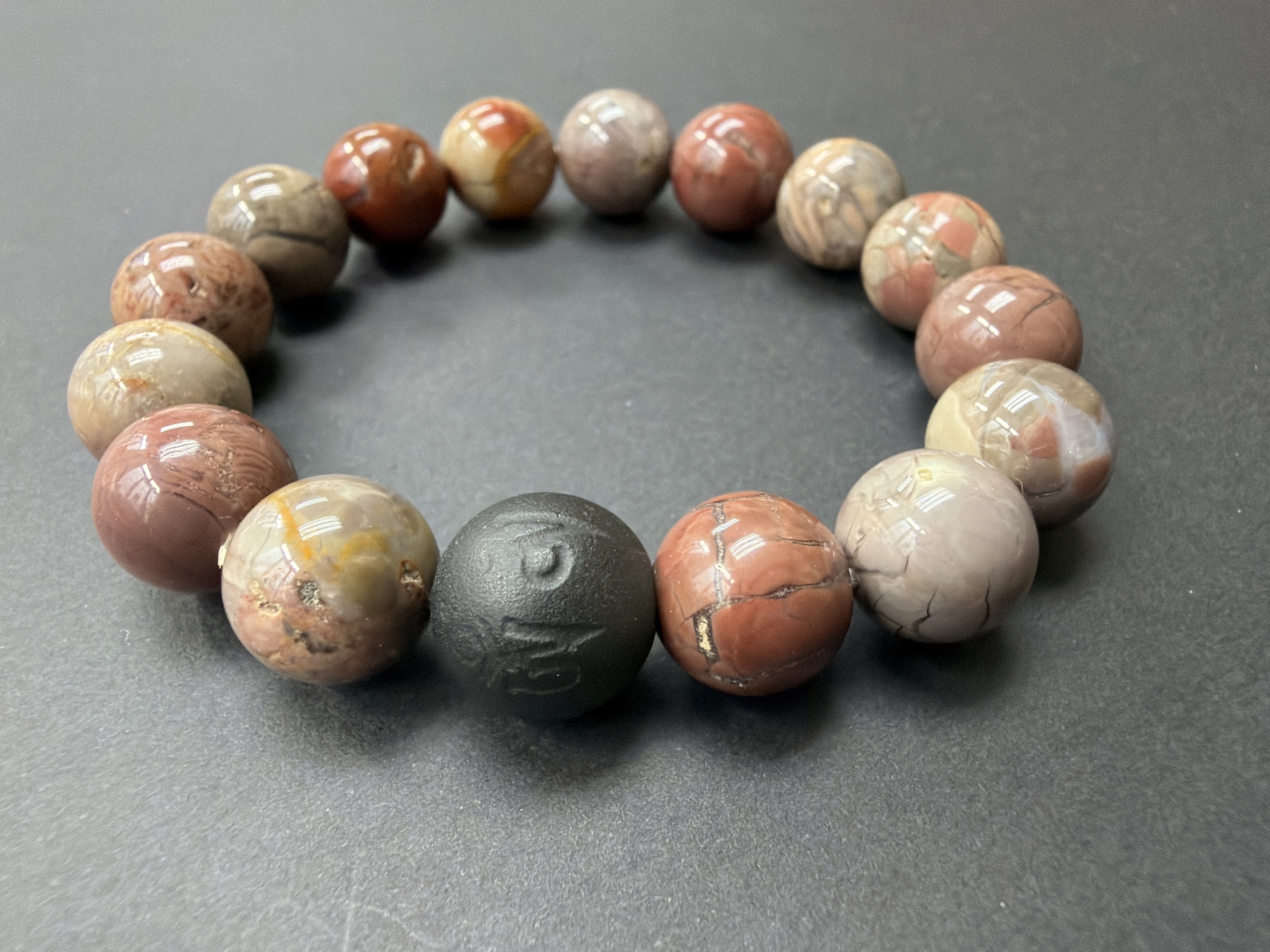 11mm 紫牙阿拉善手串 配：黑瑪瑙六字大明咒 14.5cm 手圍