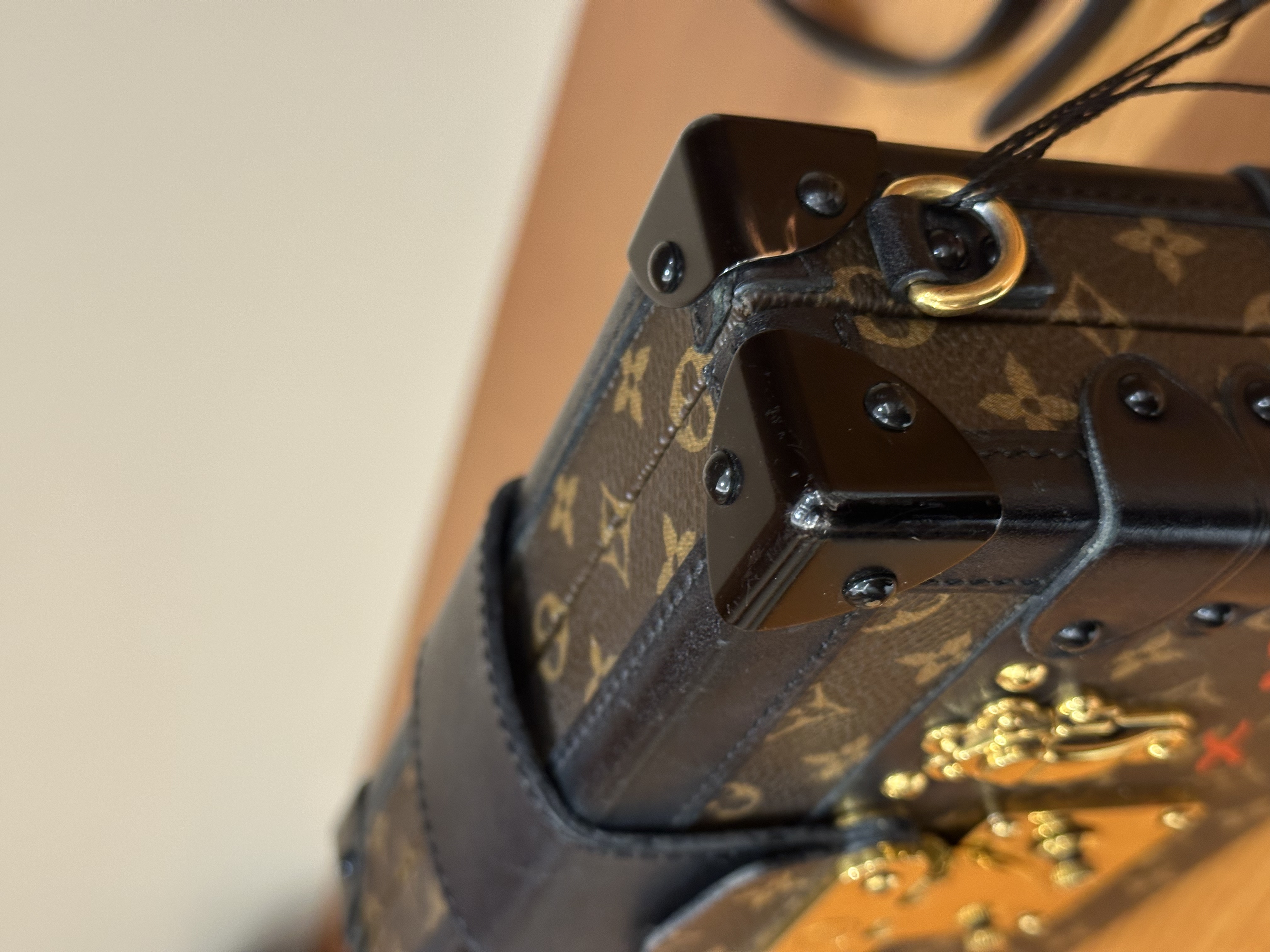 直播貨品 |  [1個-$100 2個-$300］HH34