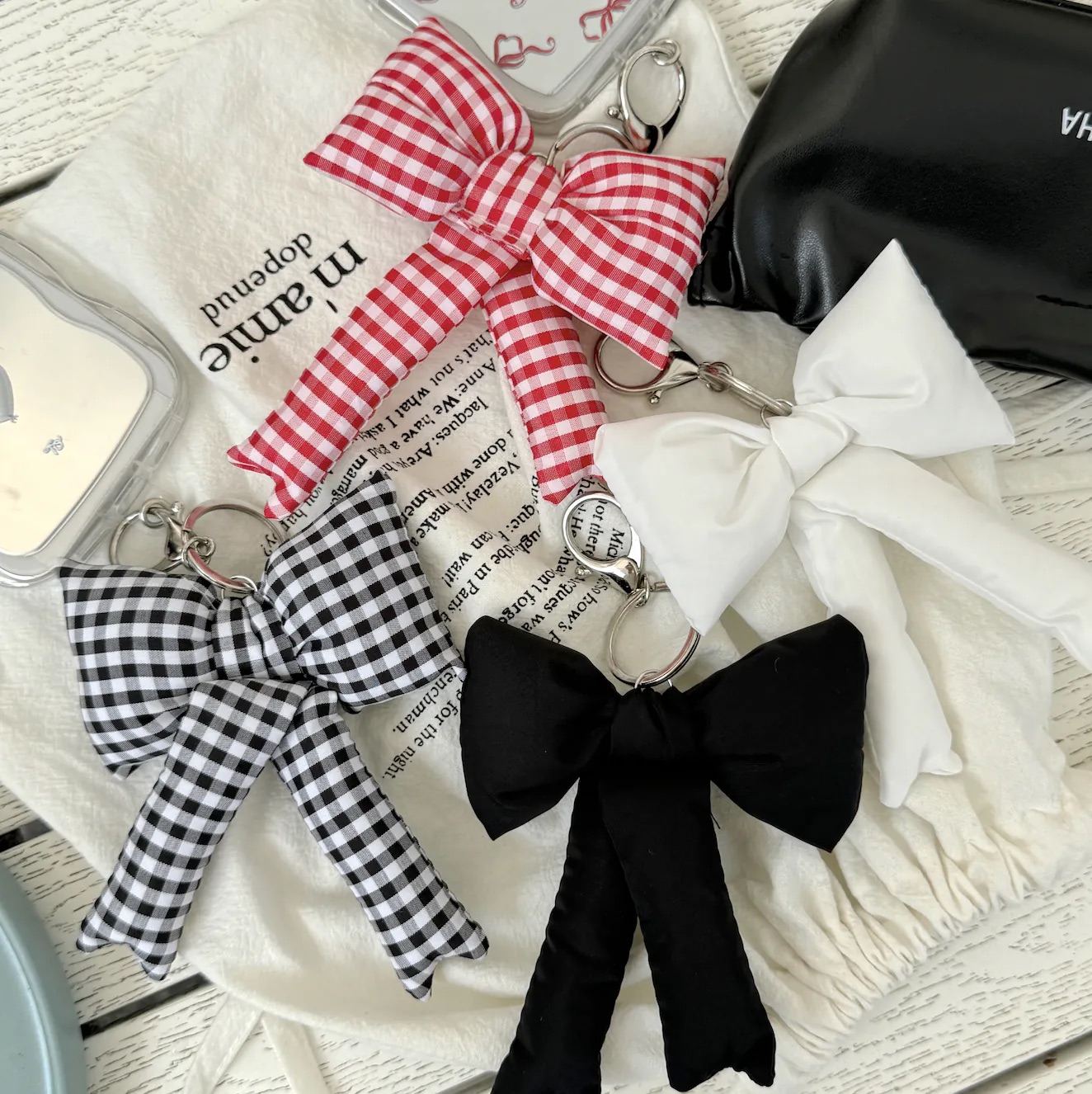 Phone Charm Set｜布款大蝴蝶結掛飾*紅白格子*