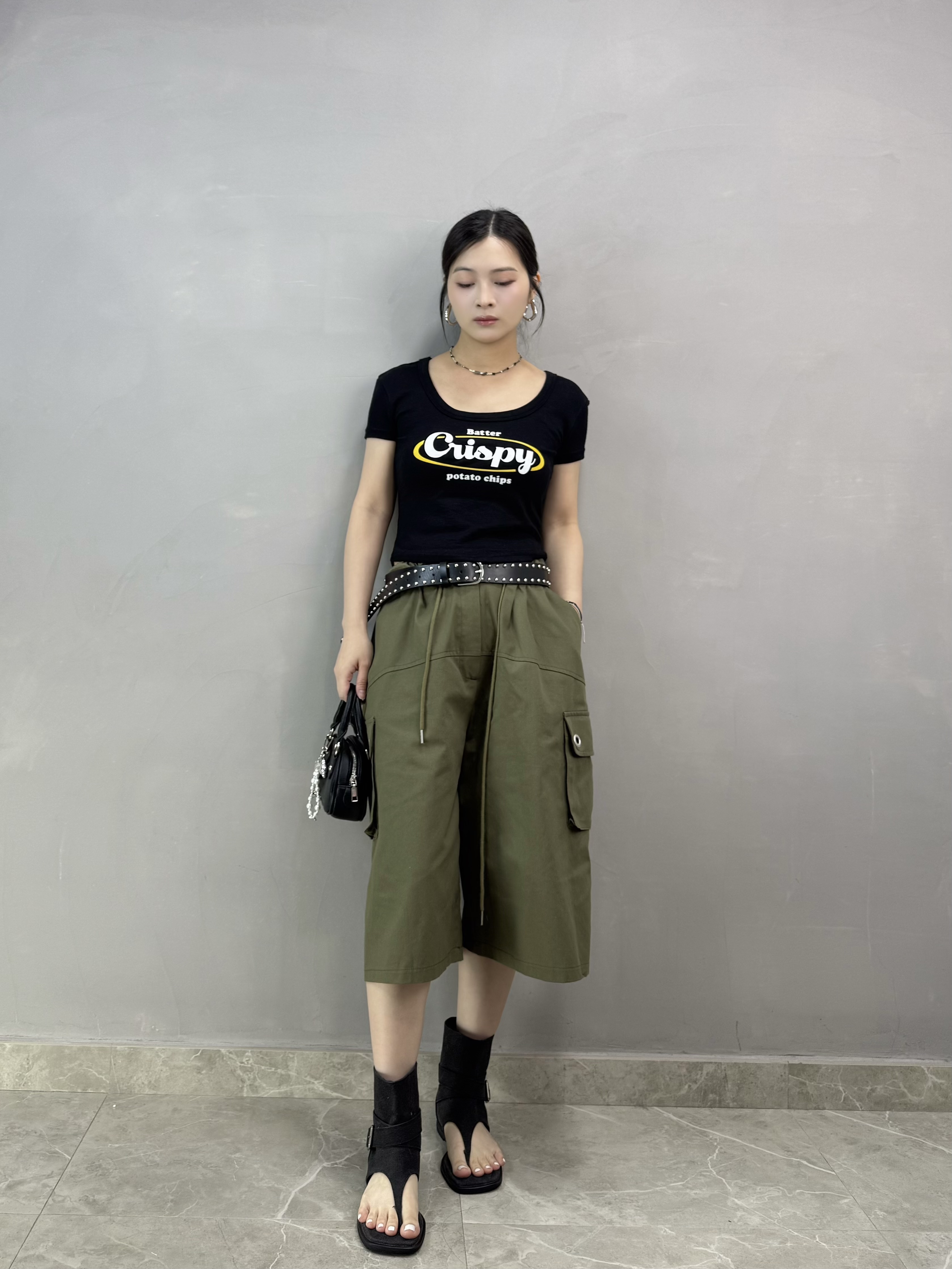 Z65 U領撞色字Tee