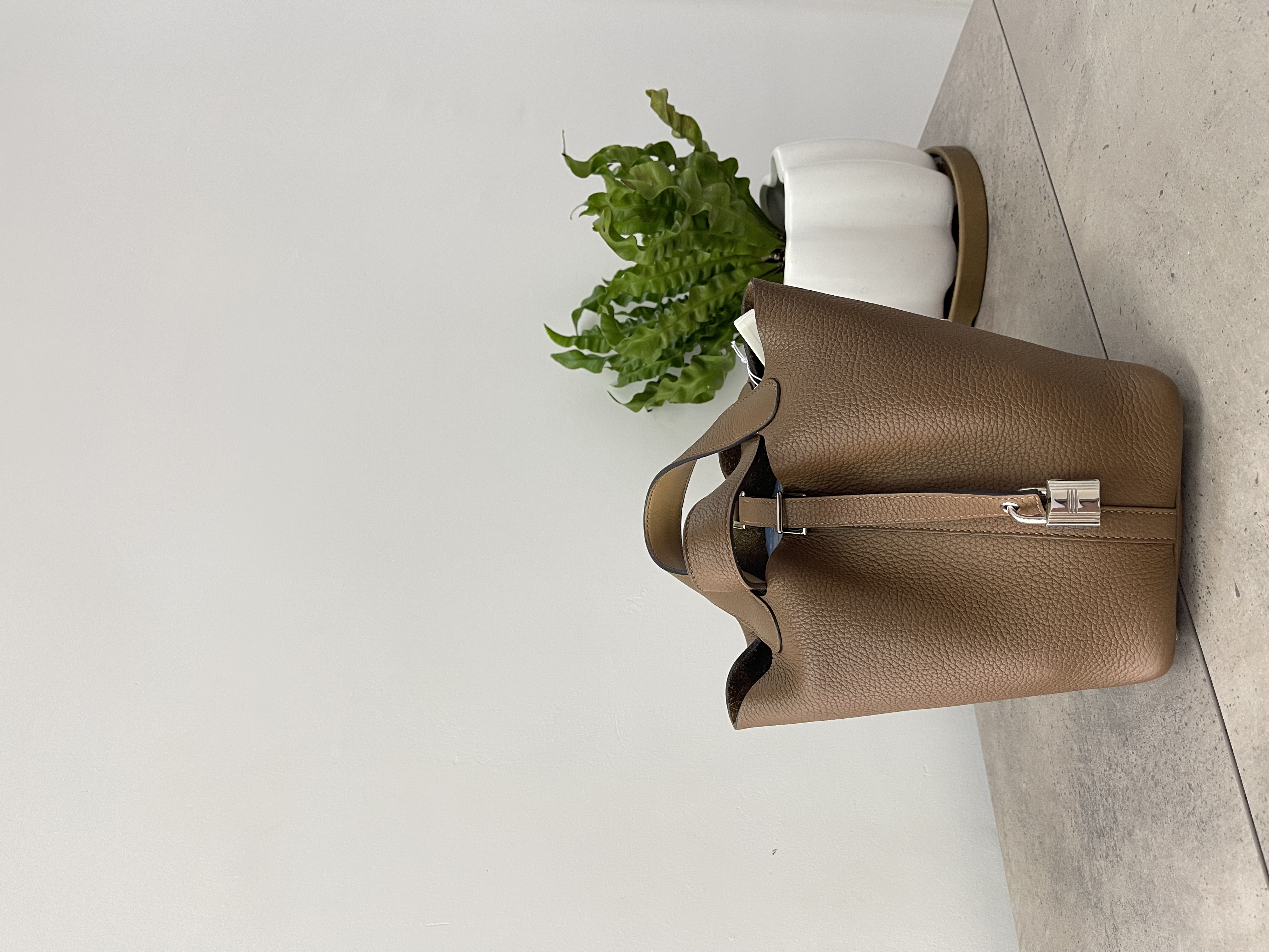 Pre-owned Hermes Picotin Lock 18 Stamp Z/ Product Code: 26031906