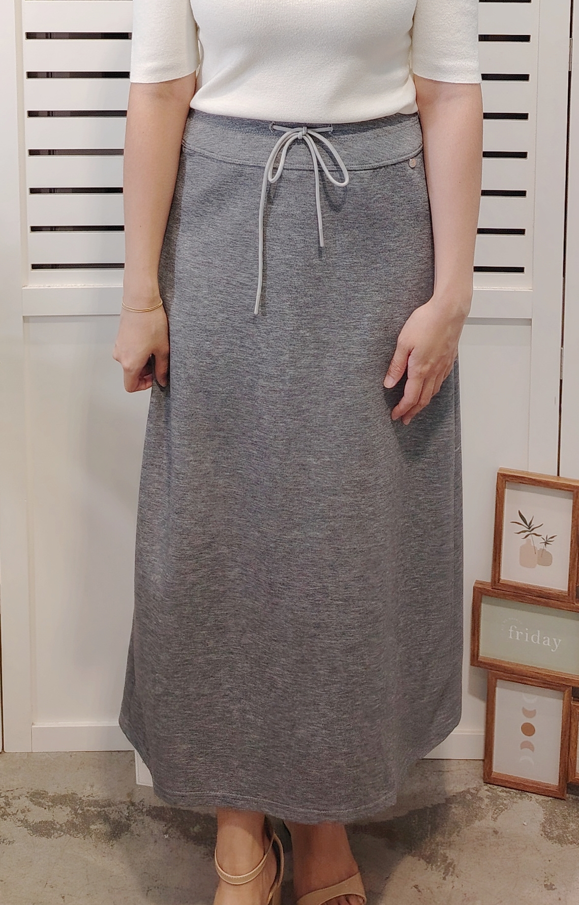 2562 Scuba Cotton Mid - A Line Skirt